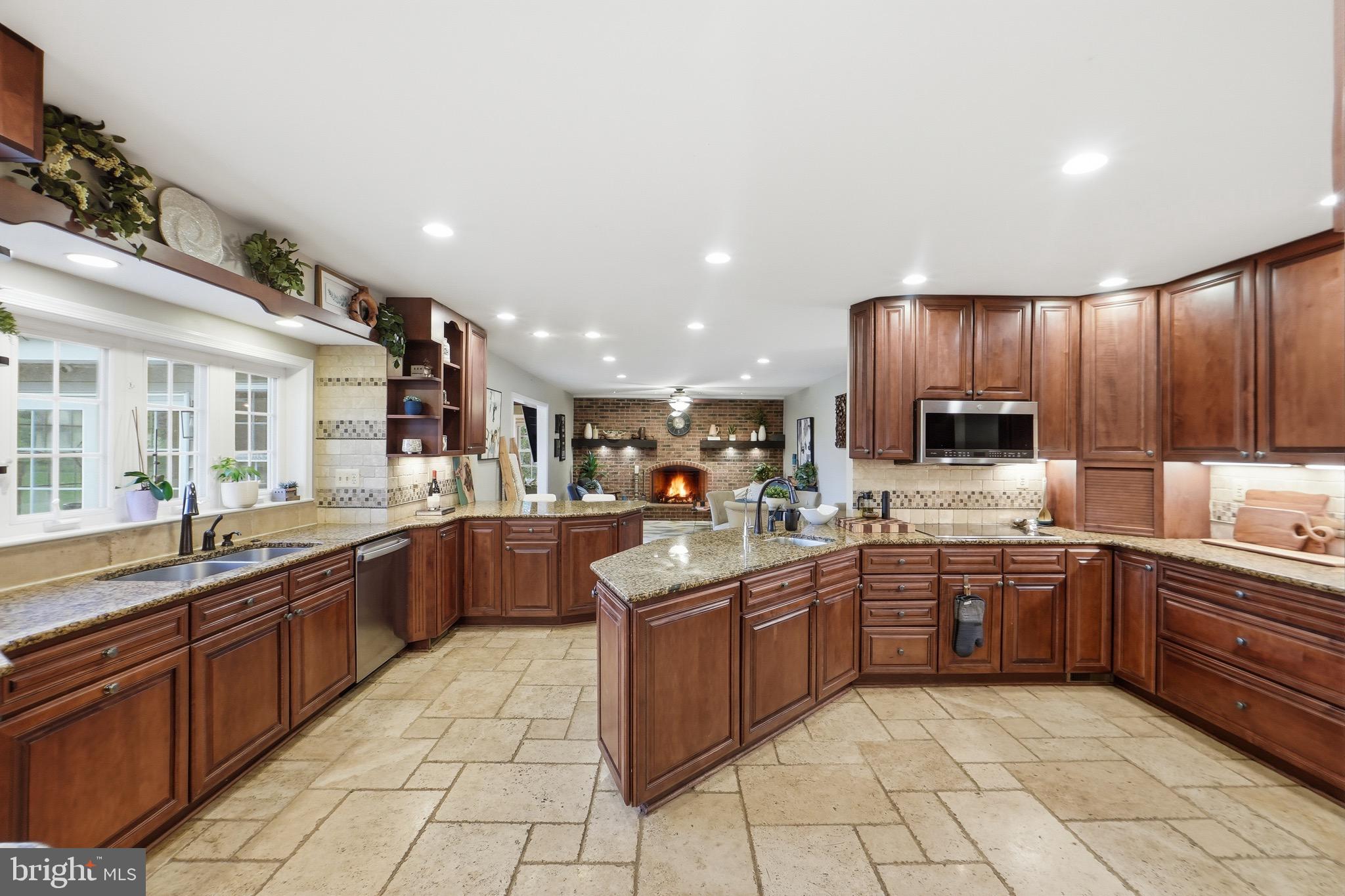 19450 JAMES CREEK COURT