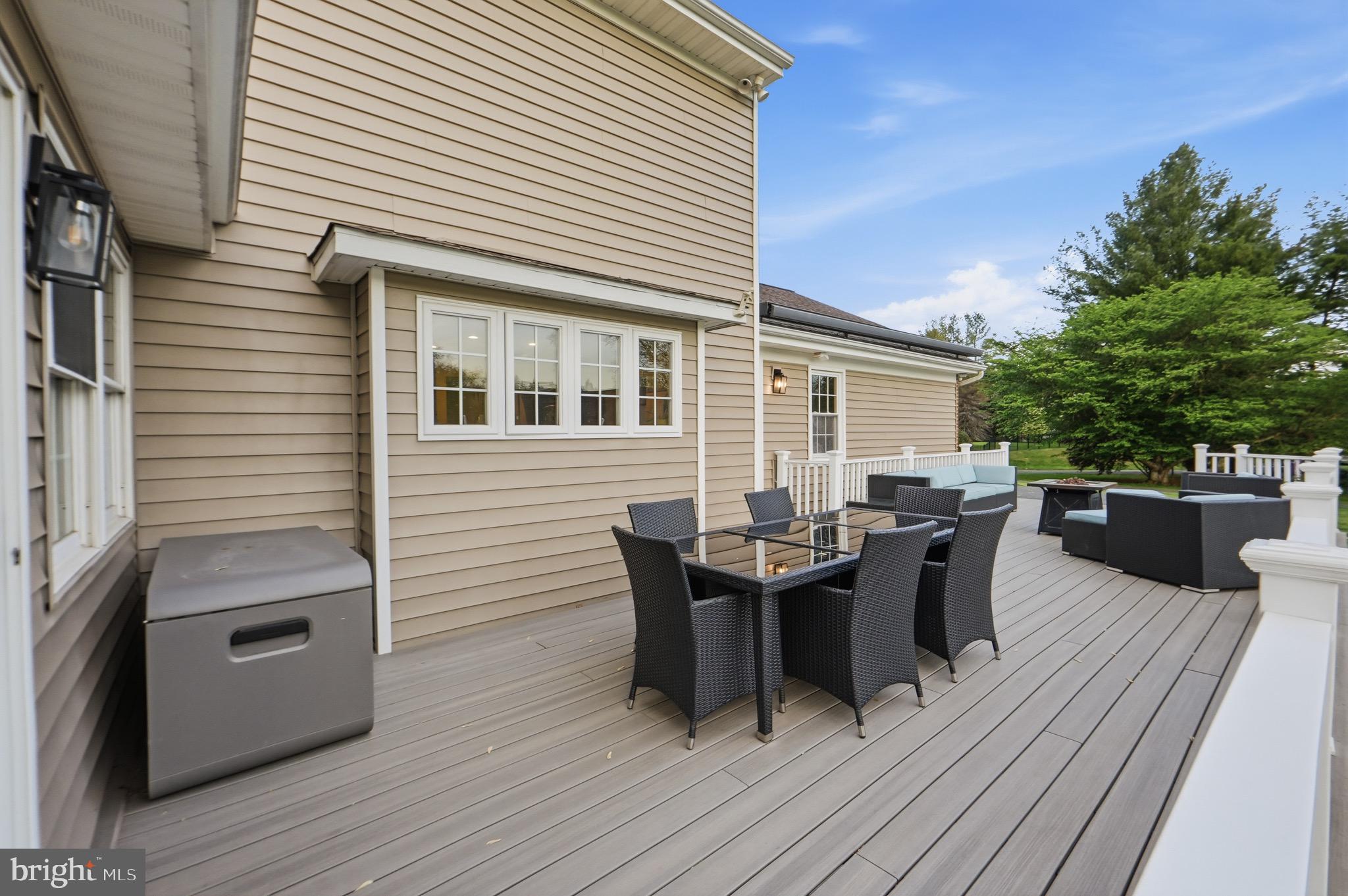 DELLABROOKE FOREST - Residential