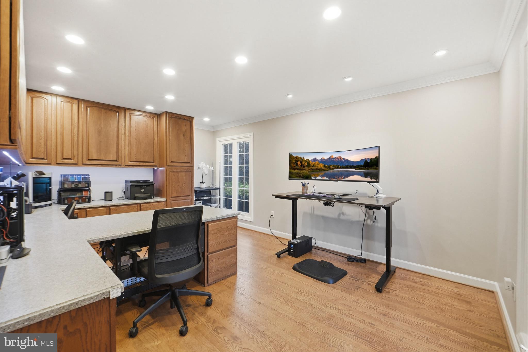 DELLABROOKE FOREST - Residential