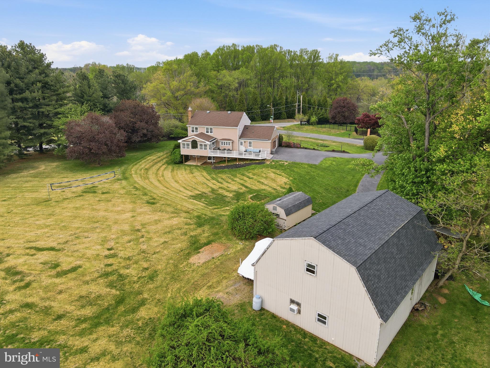 DELLABROOKE FOREST - Residential