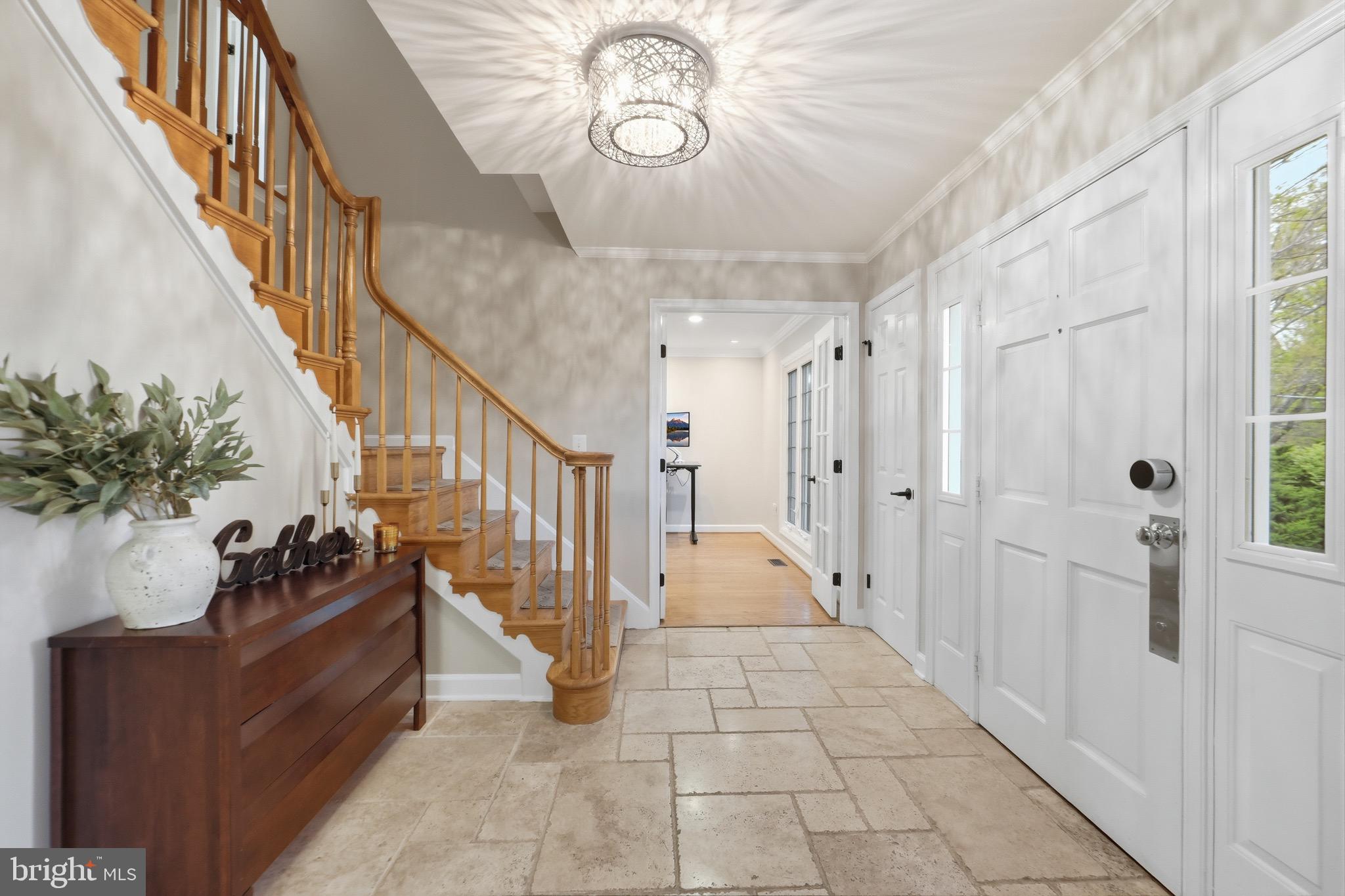 DELLABROOKE FOREST - Residential