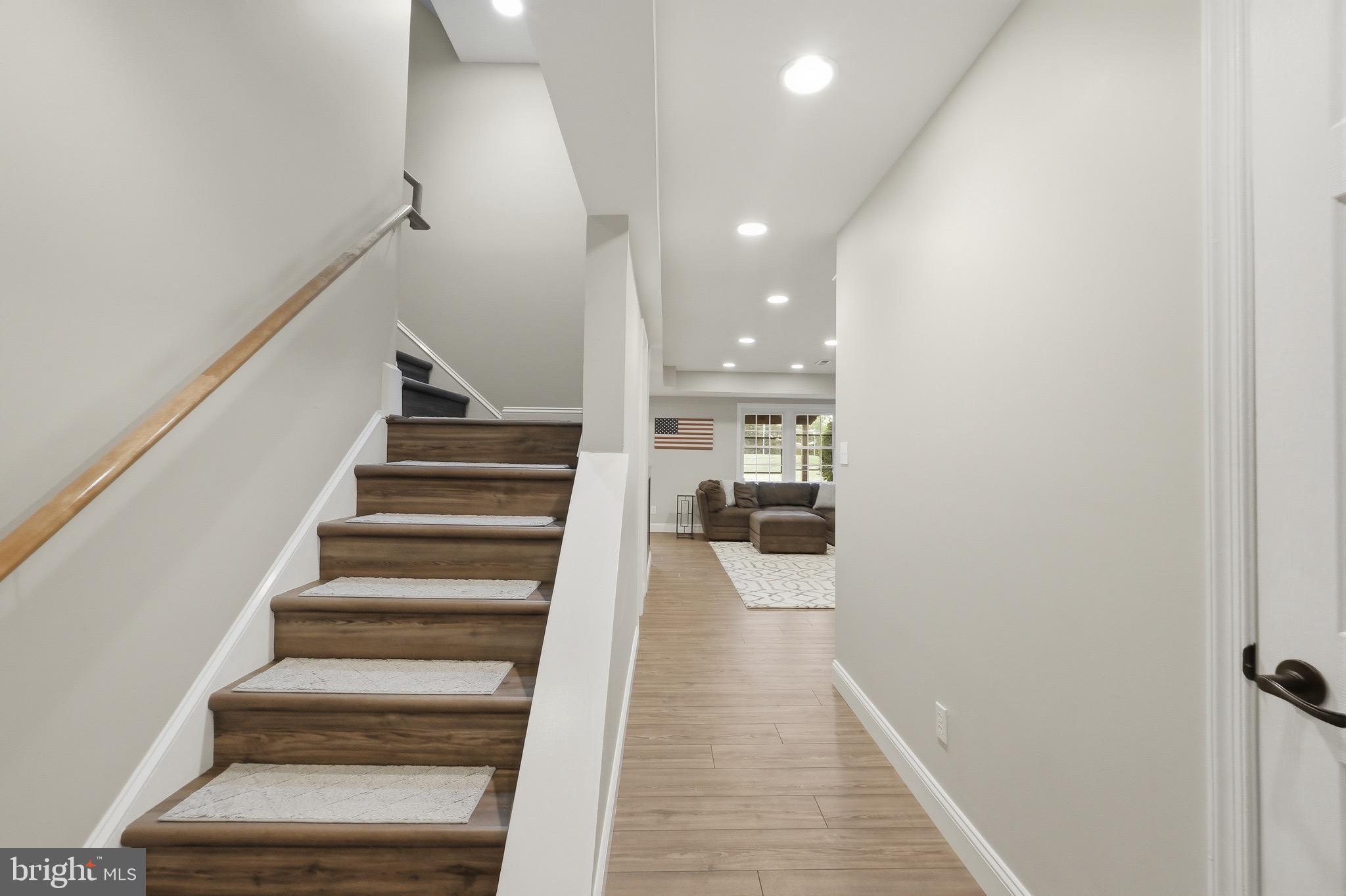 DELLABROOKE FOREST - Residential