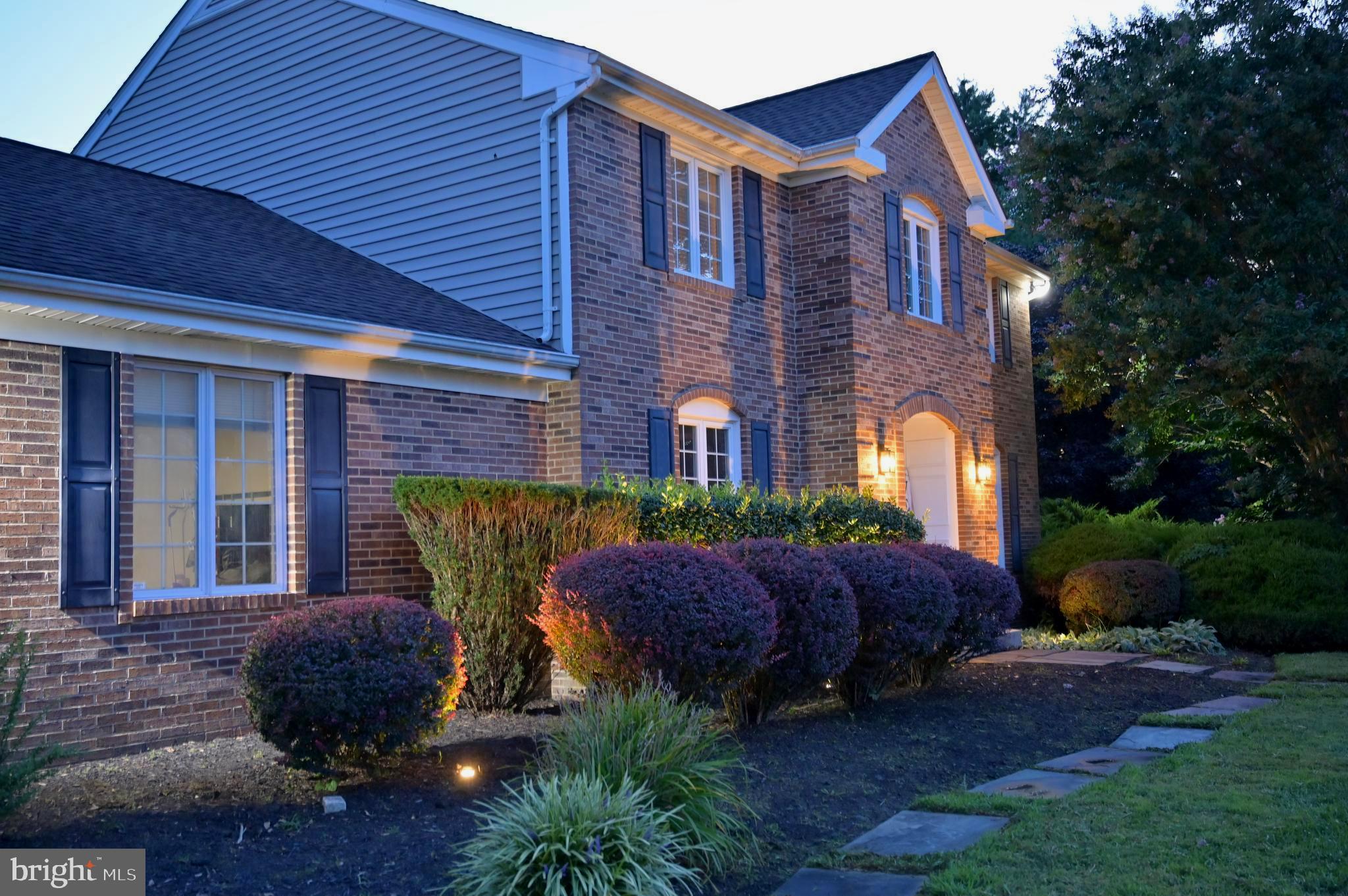 DELLABROOKE FOREST - Residential