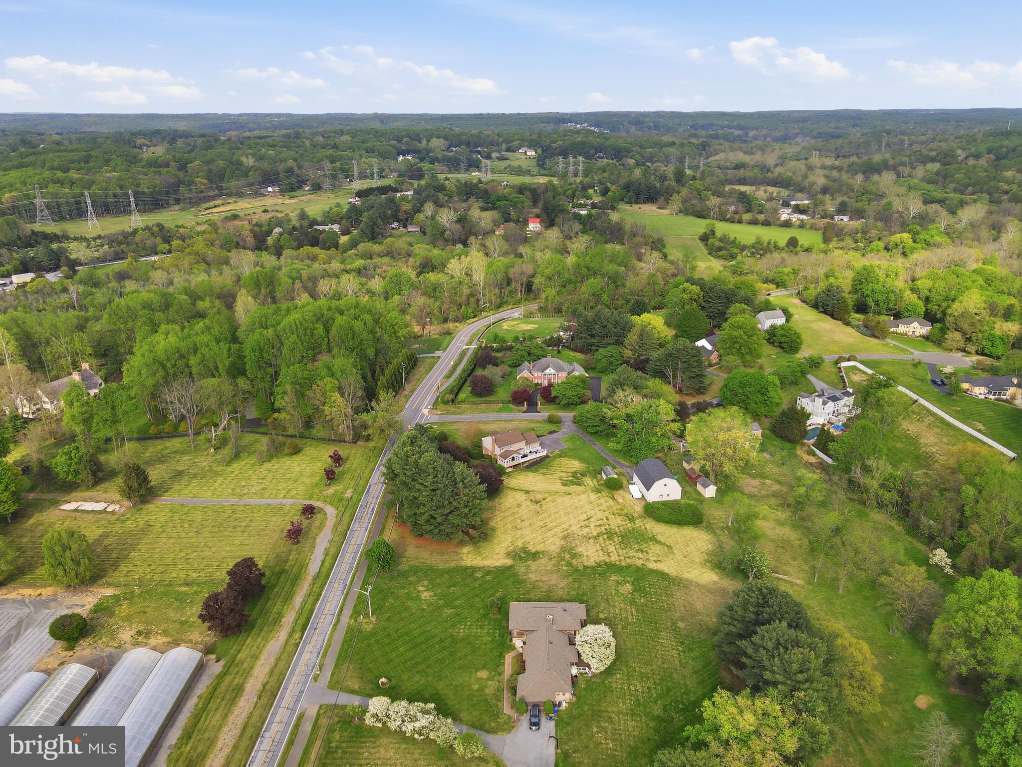 DELLABROOKE FOREST - Residential