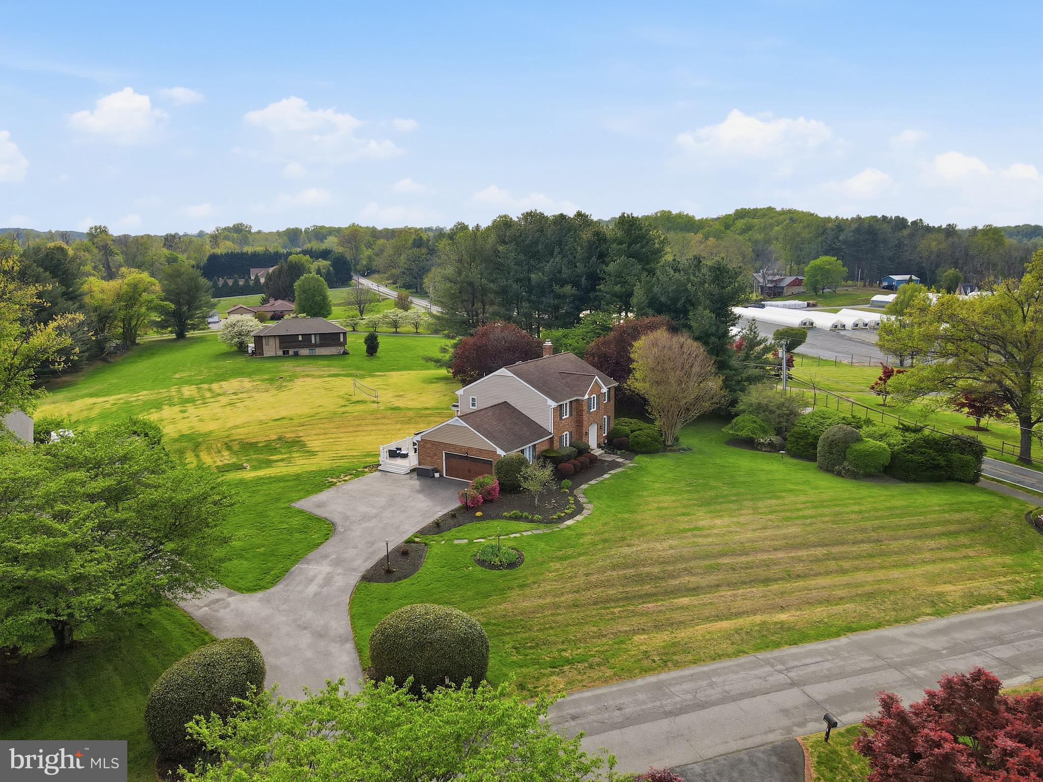 DELLABROOKE FOREST - Residential