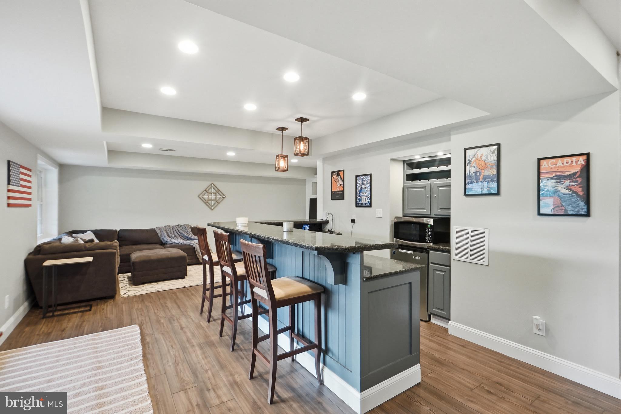 DELLABROOKE FOREST - Residential