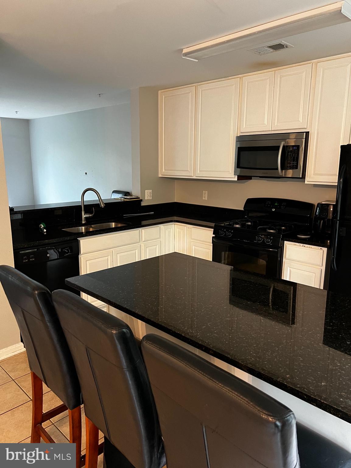 VILLAGE CLARKSBURG - Residential