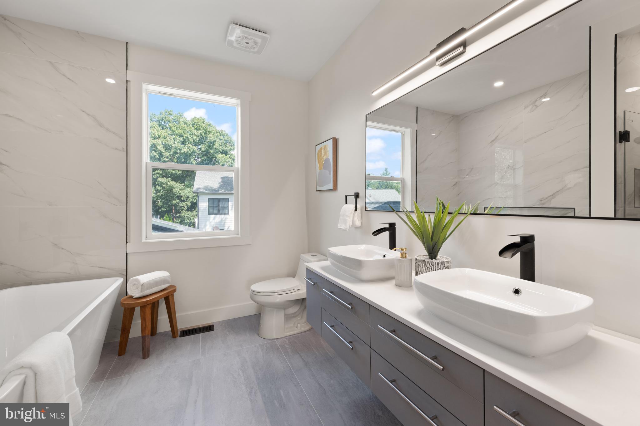 WESTGATE - Residential