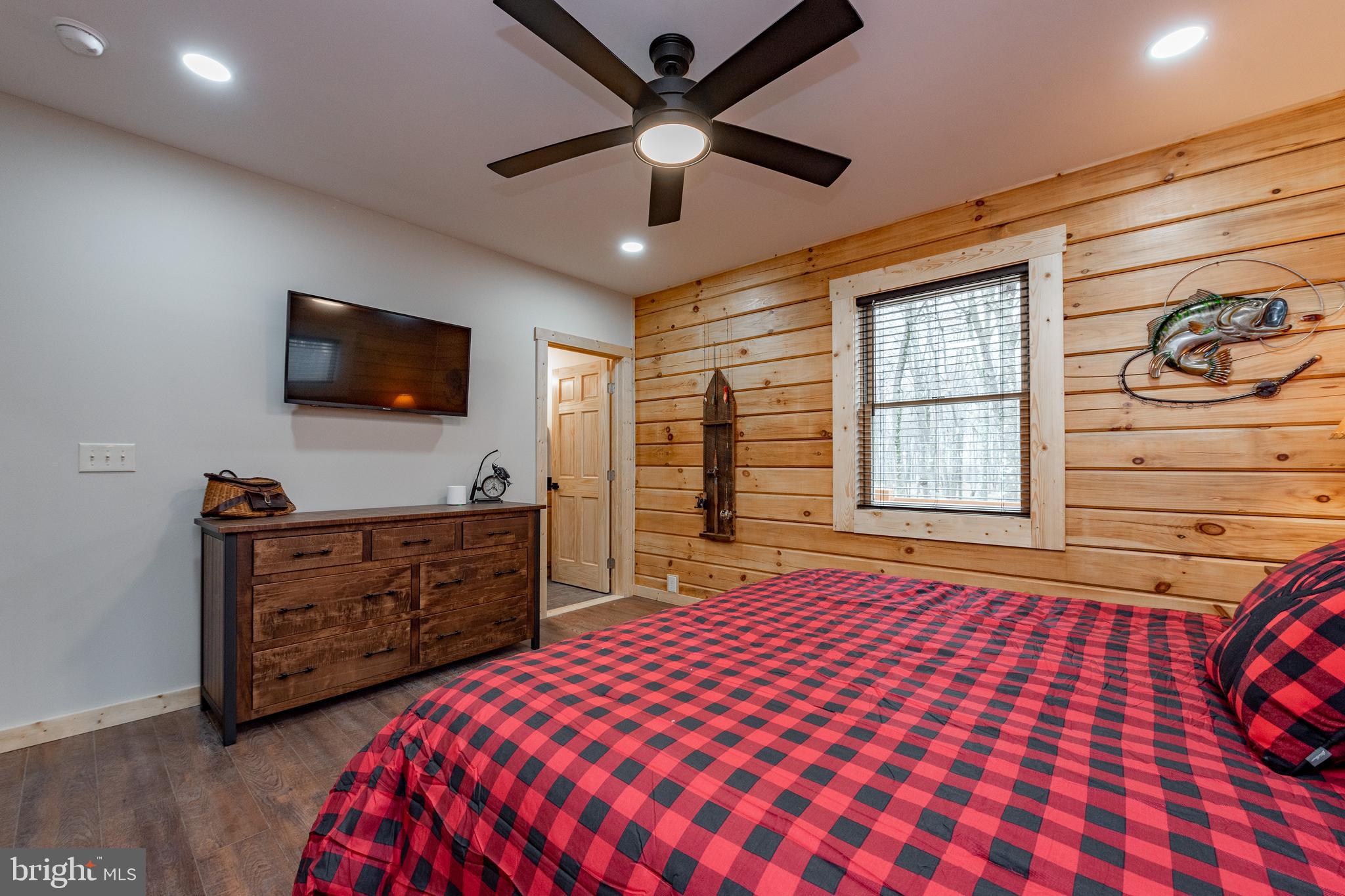 LODESTONE - Residential