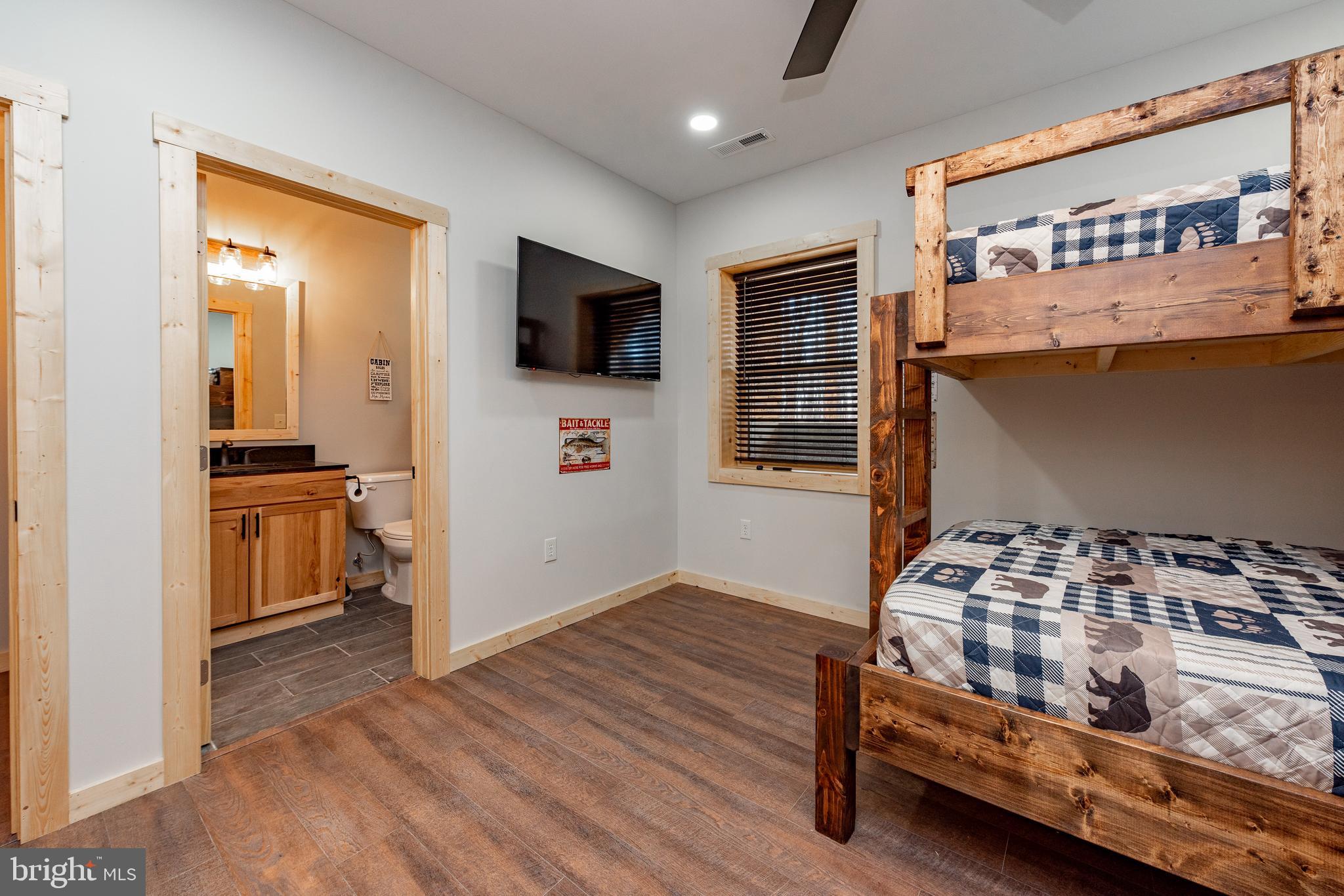 LODESTONE - Residential