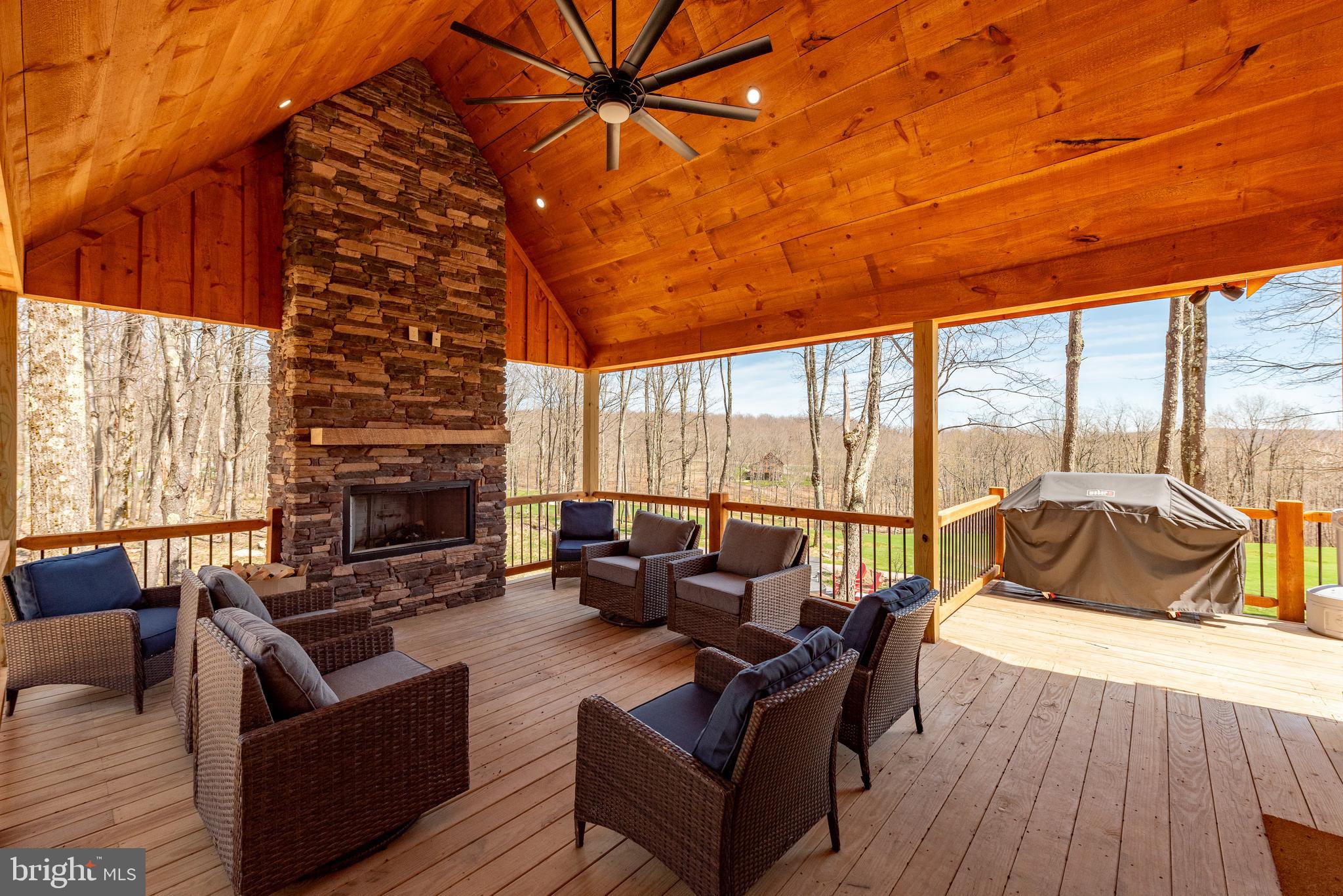 LODESTONE - Residential