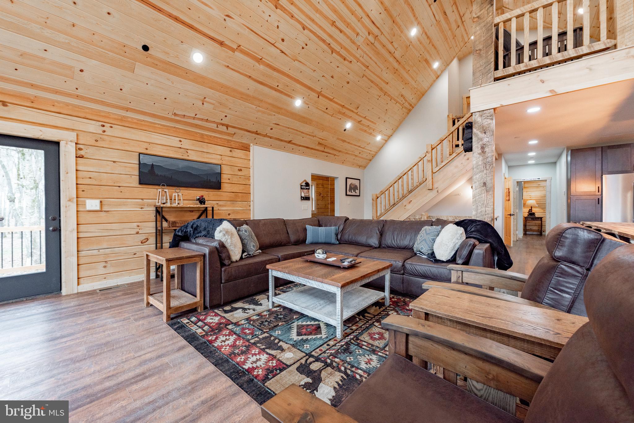 LODESTONE - Residential