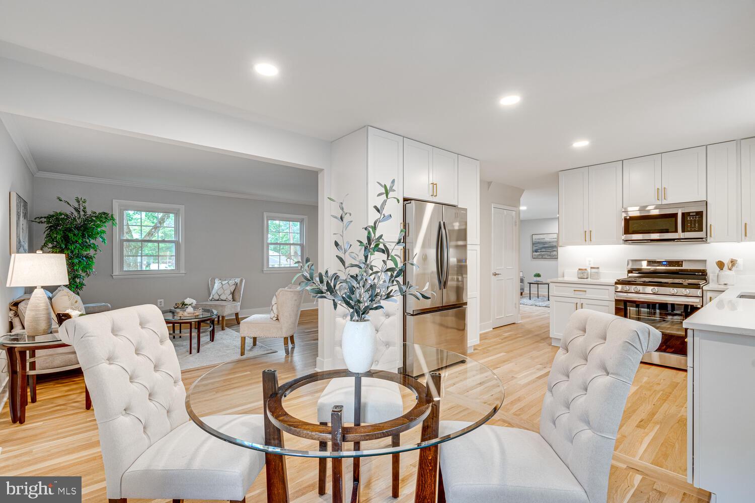 DUNN LORING WOODS - Residential