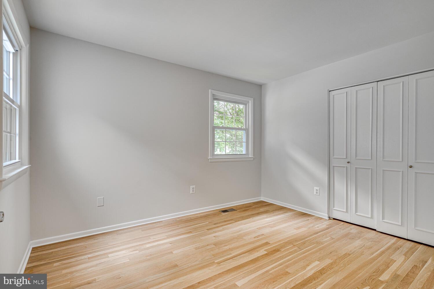 DUNN LORING WOODS - Residential