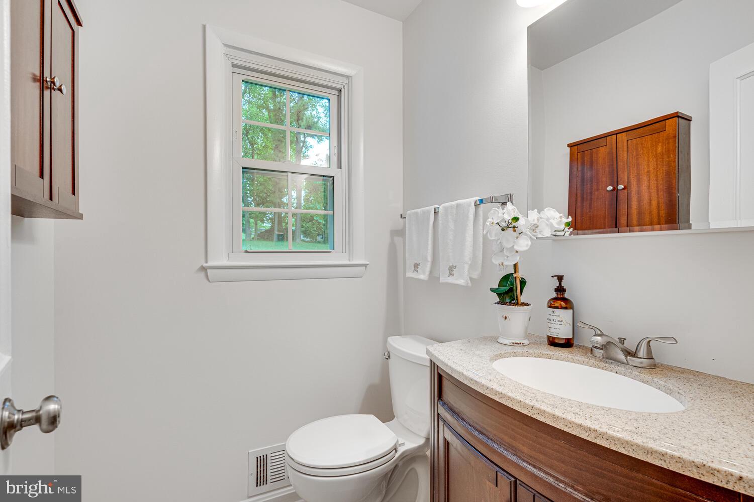 DUNN LORING WOODS - Residential