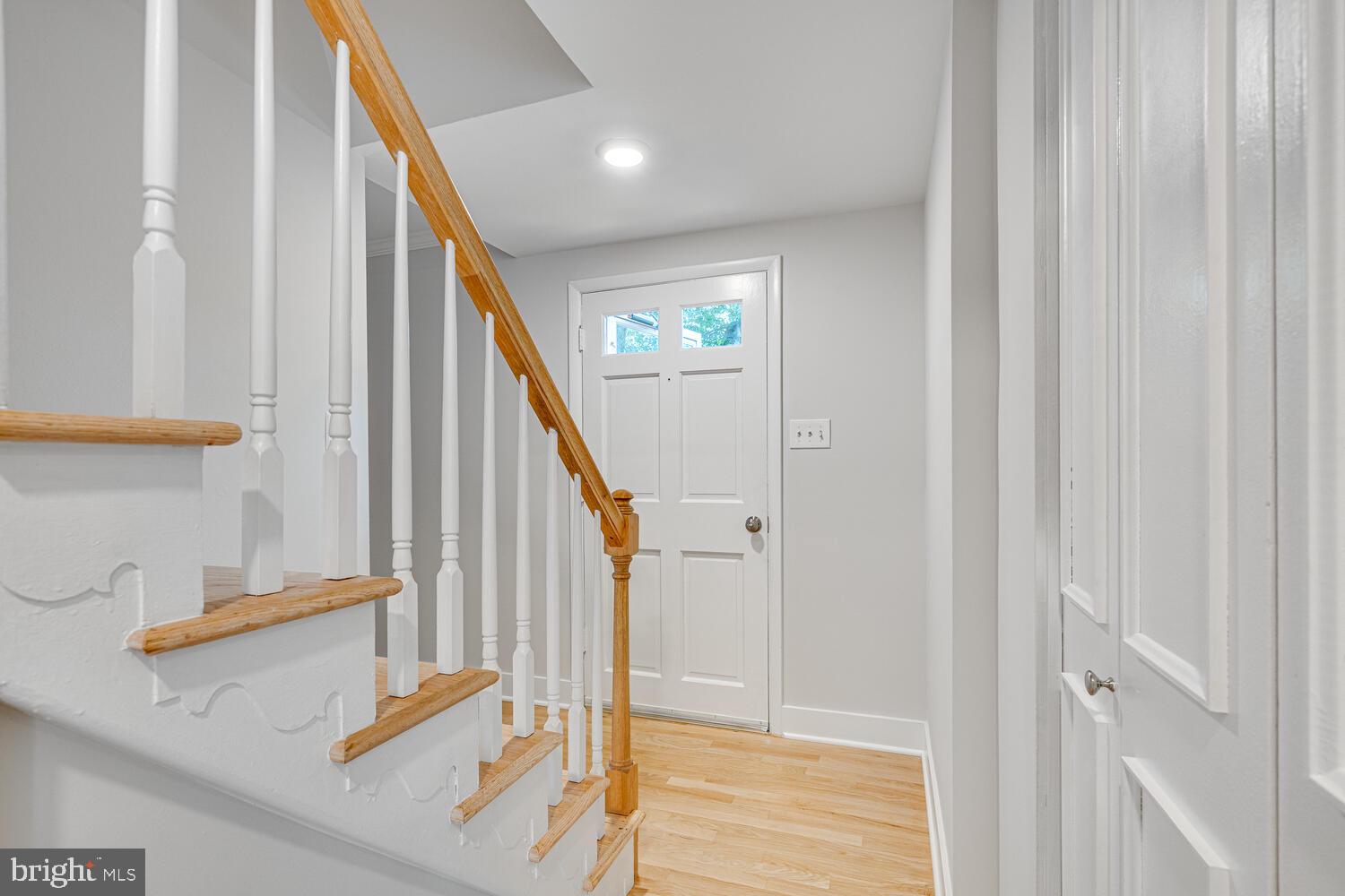 DUNN LORING WOODS - Residential