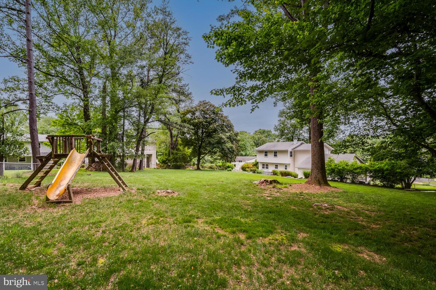 DUNN LORING WOODS - Residential