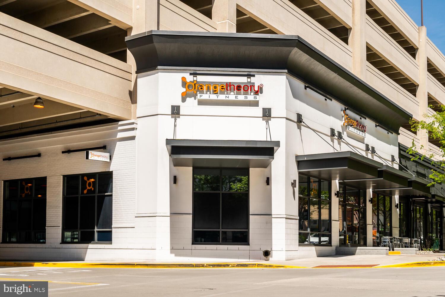 DUNN LORING WOODS - Residential