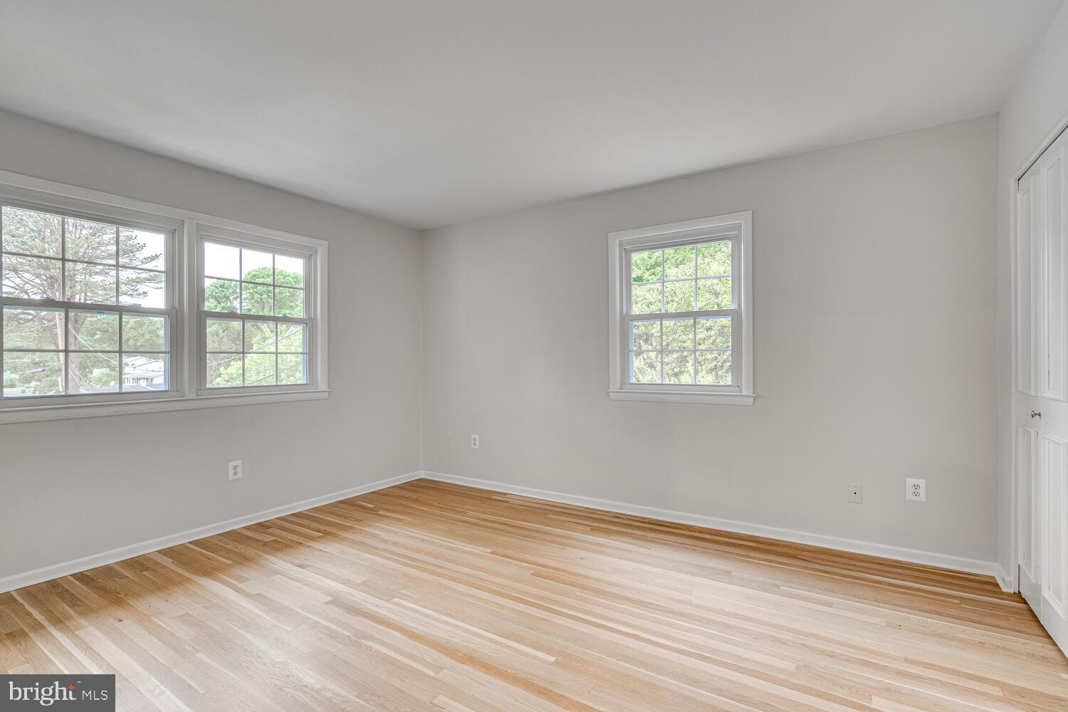 DUNN LORING WOODS - Residential