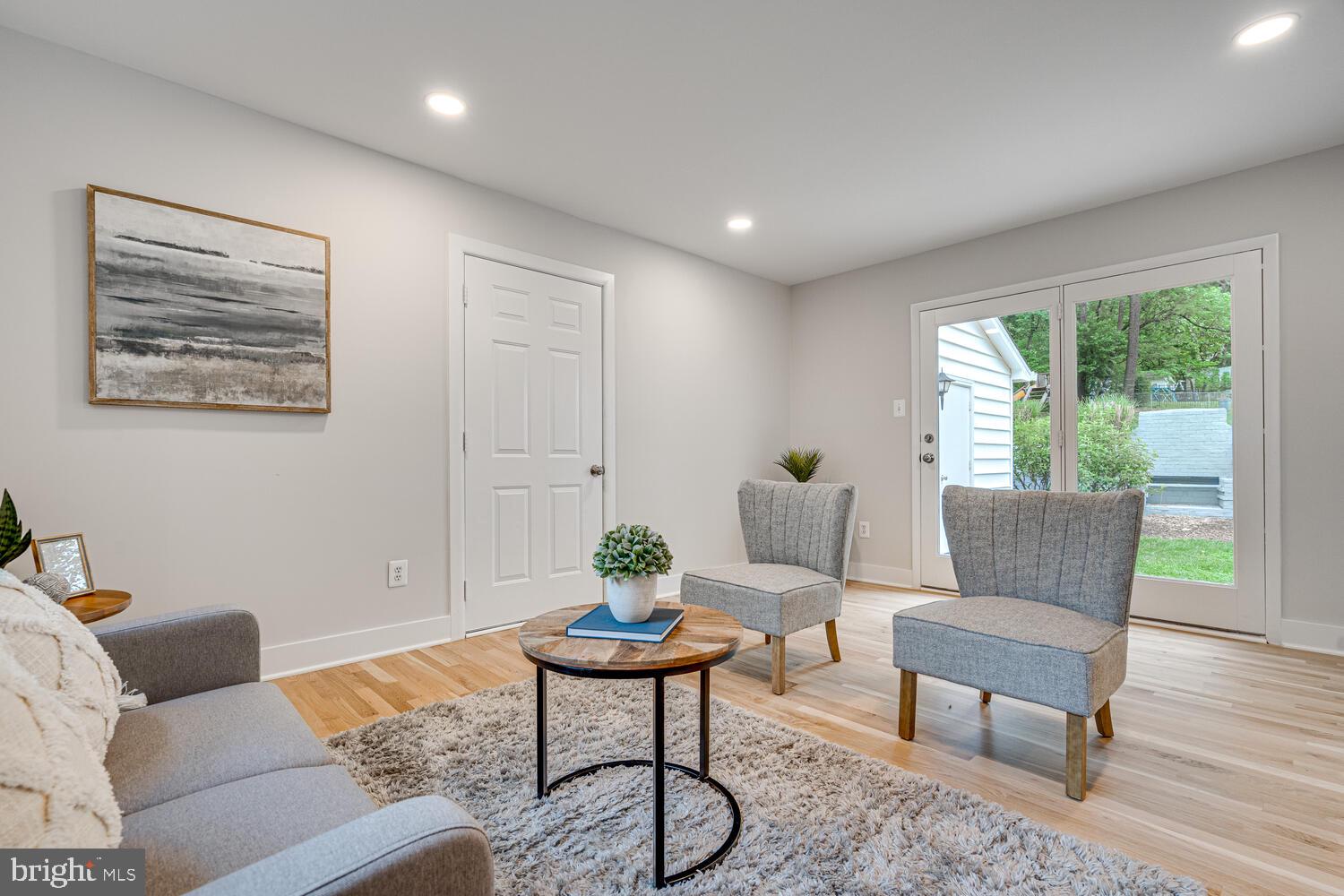 DUNN LORING WOODS - Residential