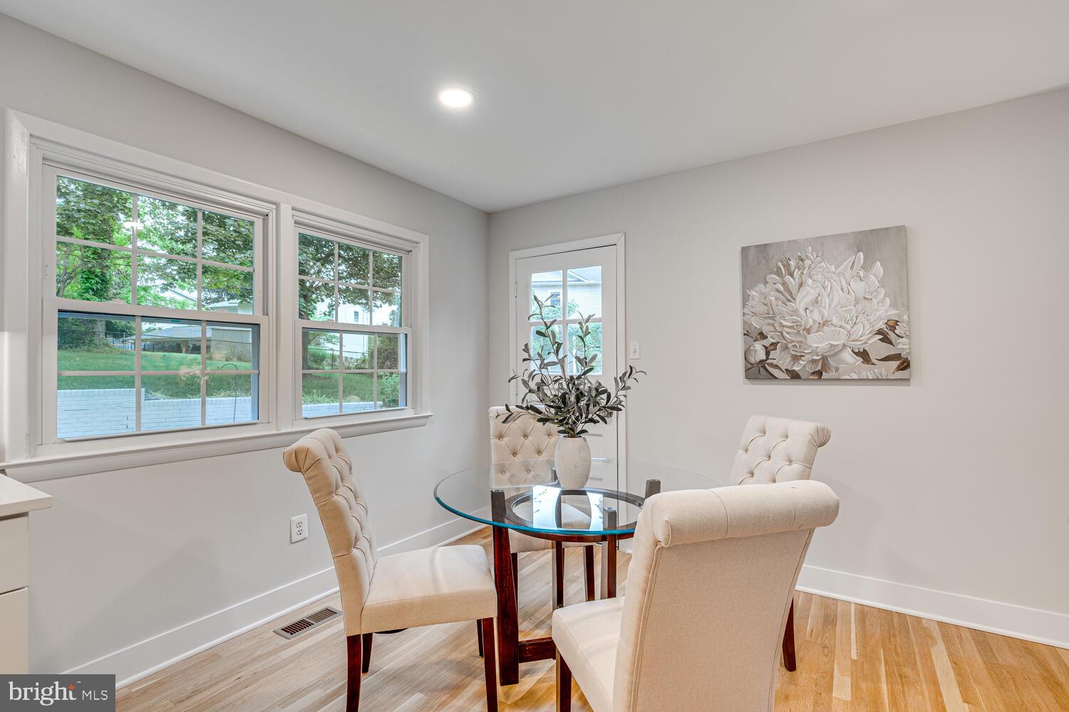 DUNN LORING WOODS - Residential