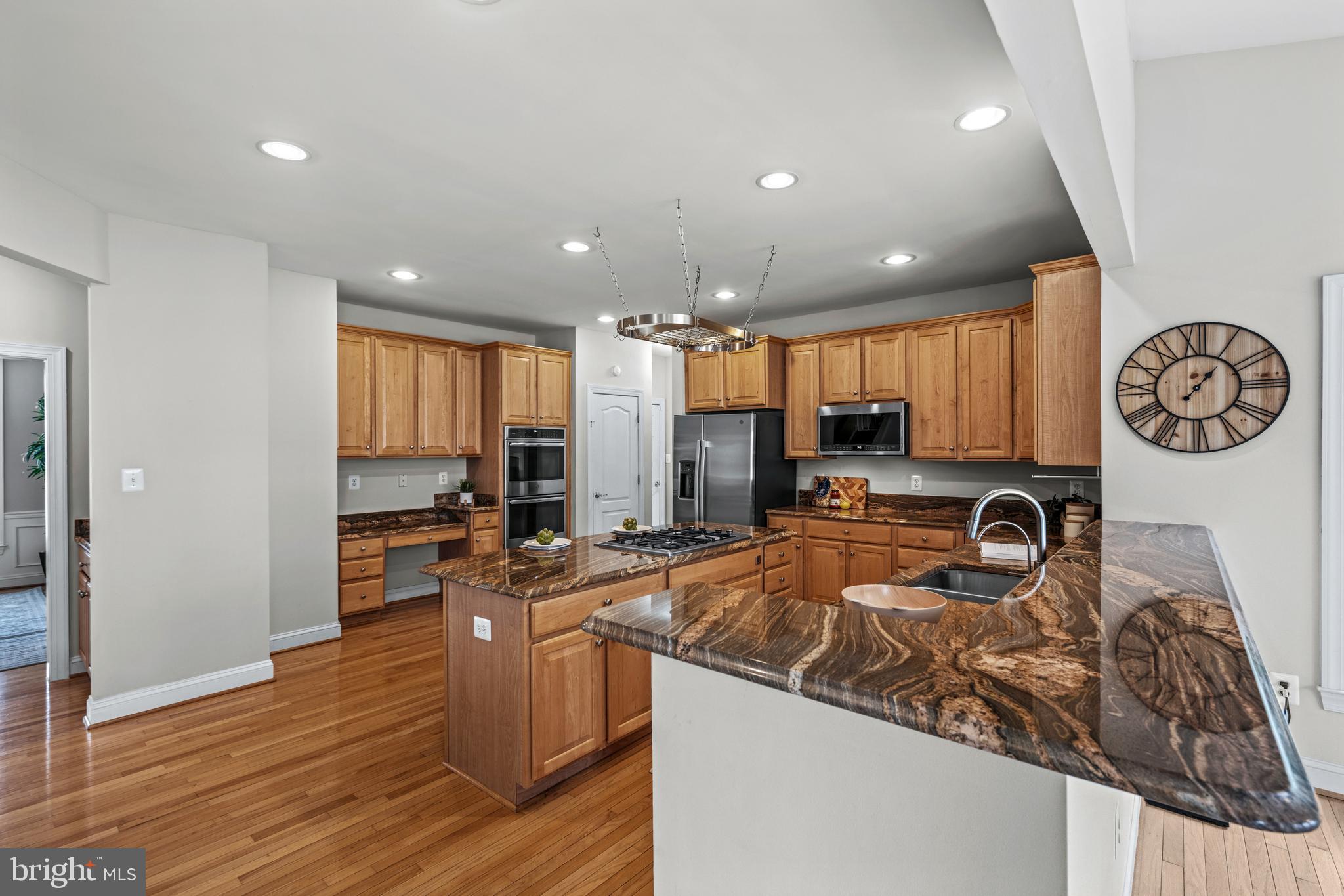 WELLINGTON WEST - Residential