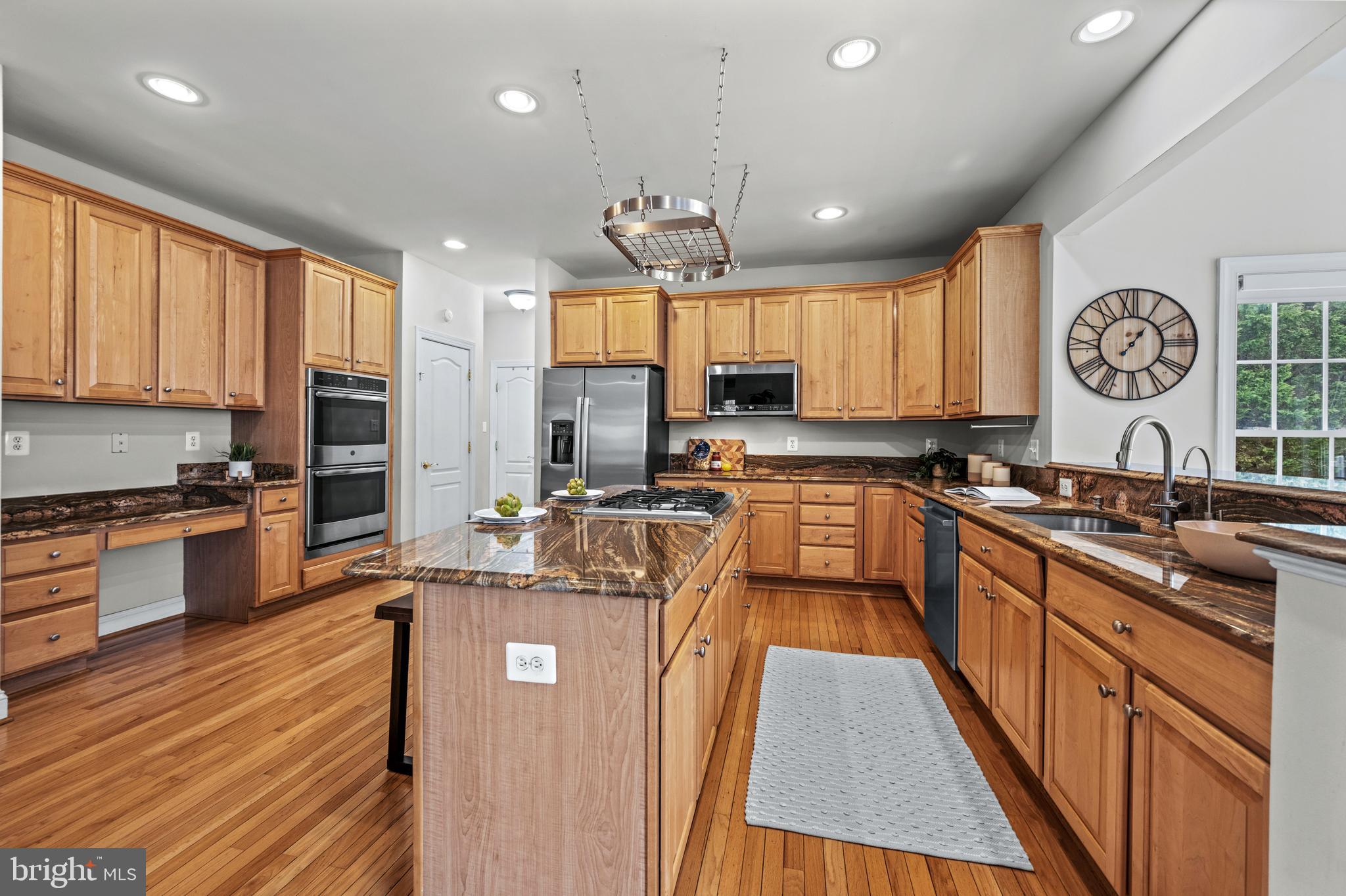 WELLINGTON WEST - Residential