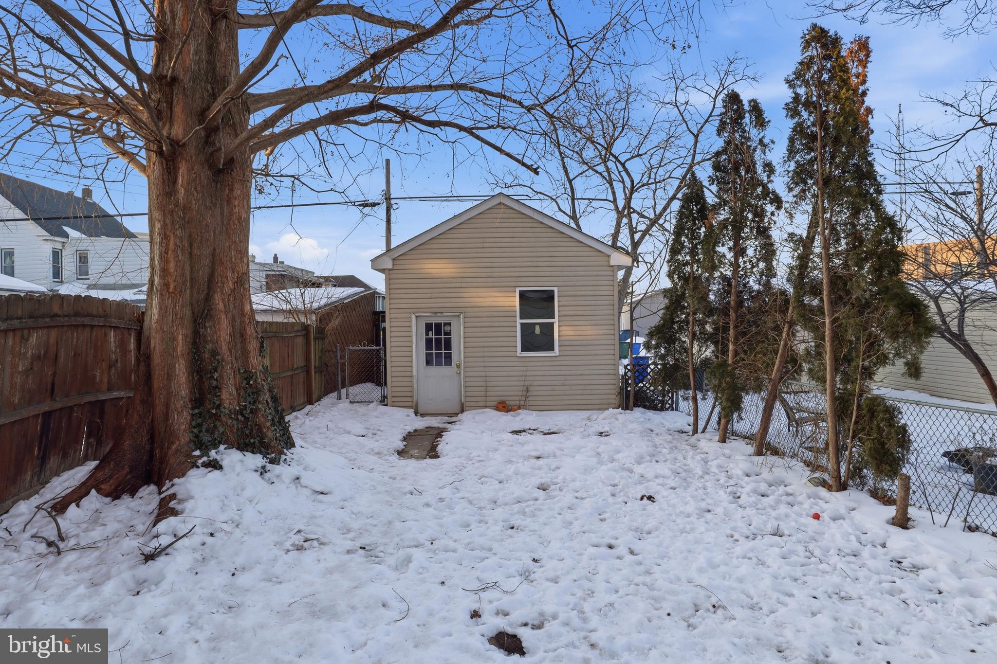 NEW CUMBERLAND BOROUGH - Residential