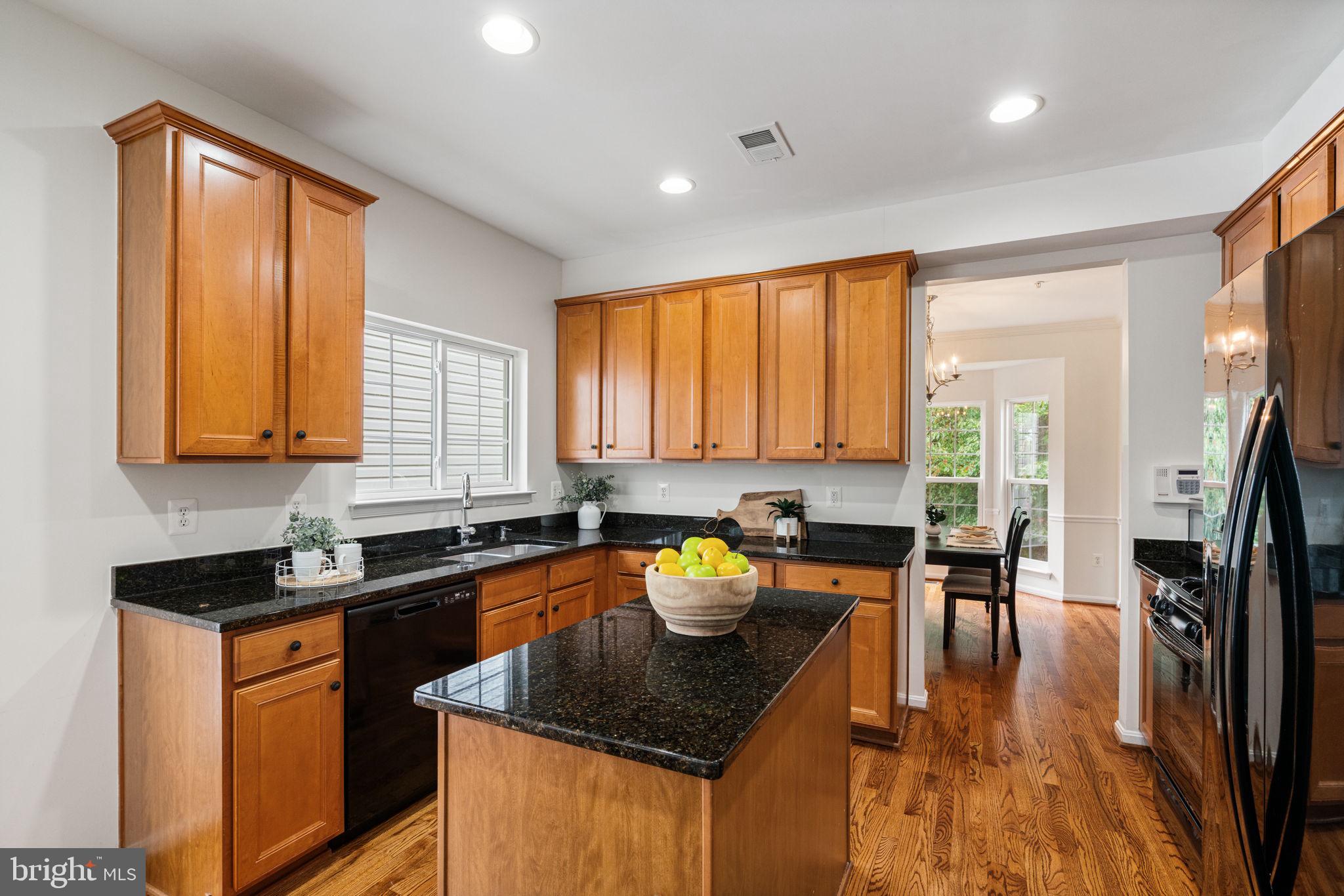 EAGLES POINTE - Residential