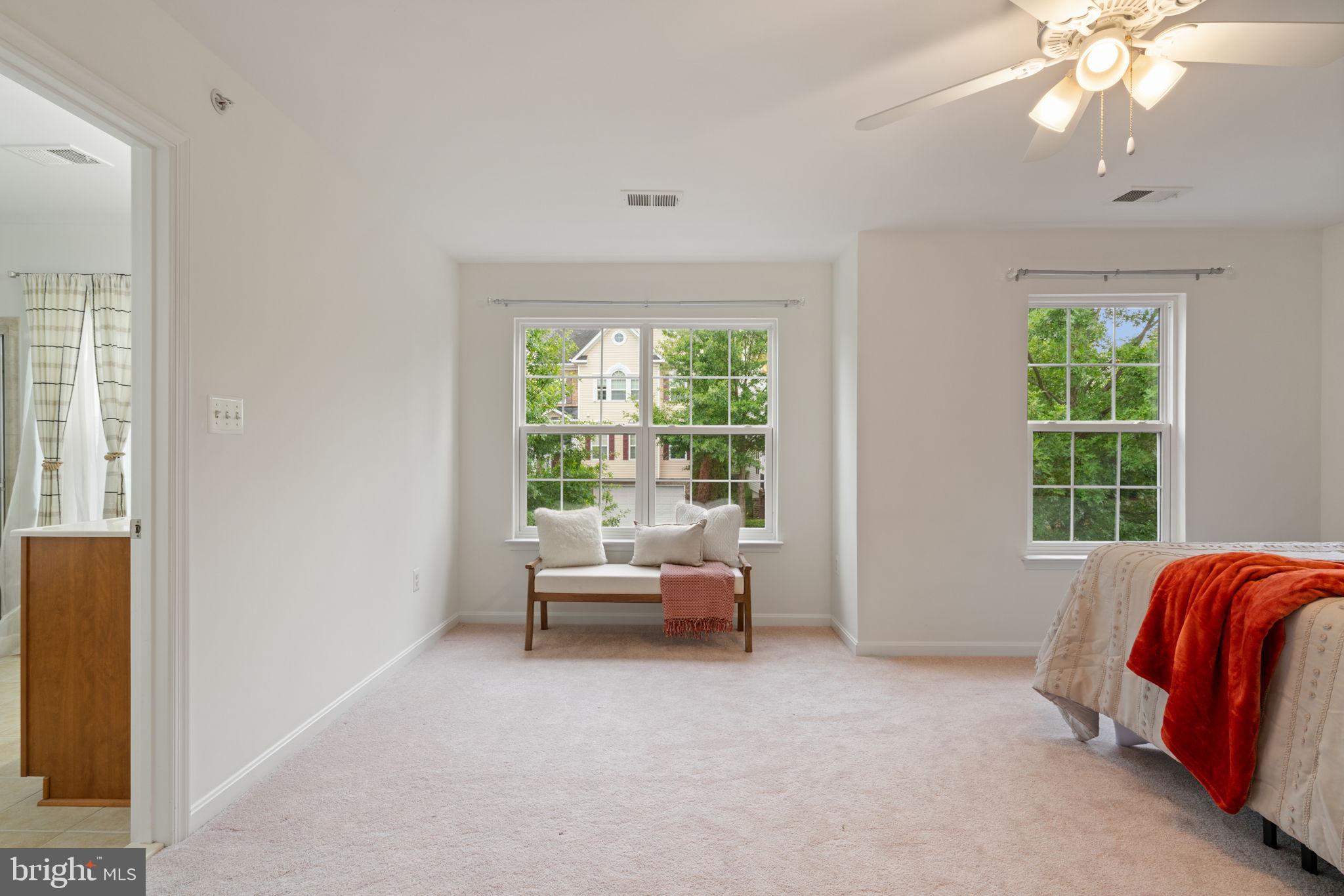 EAGLES POINTE - Residential