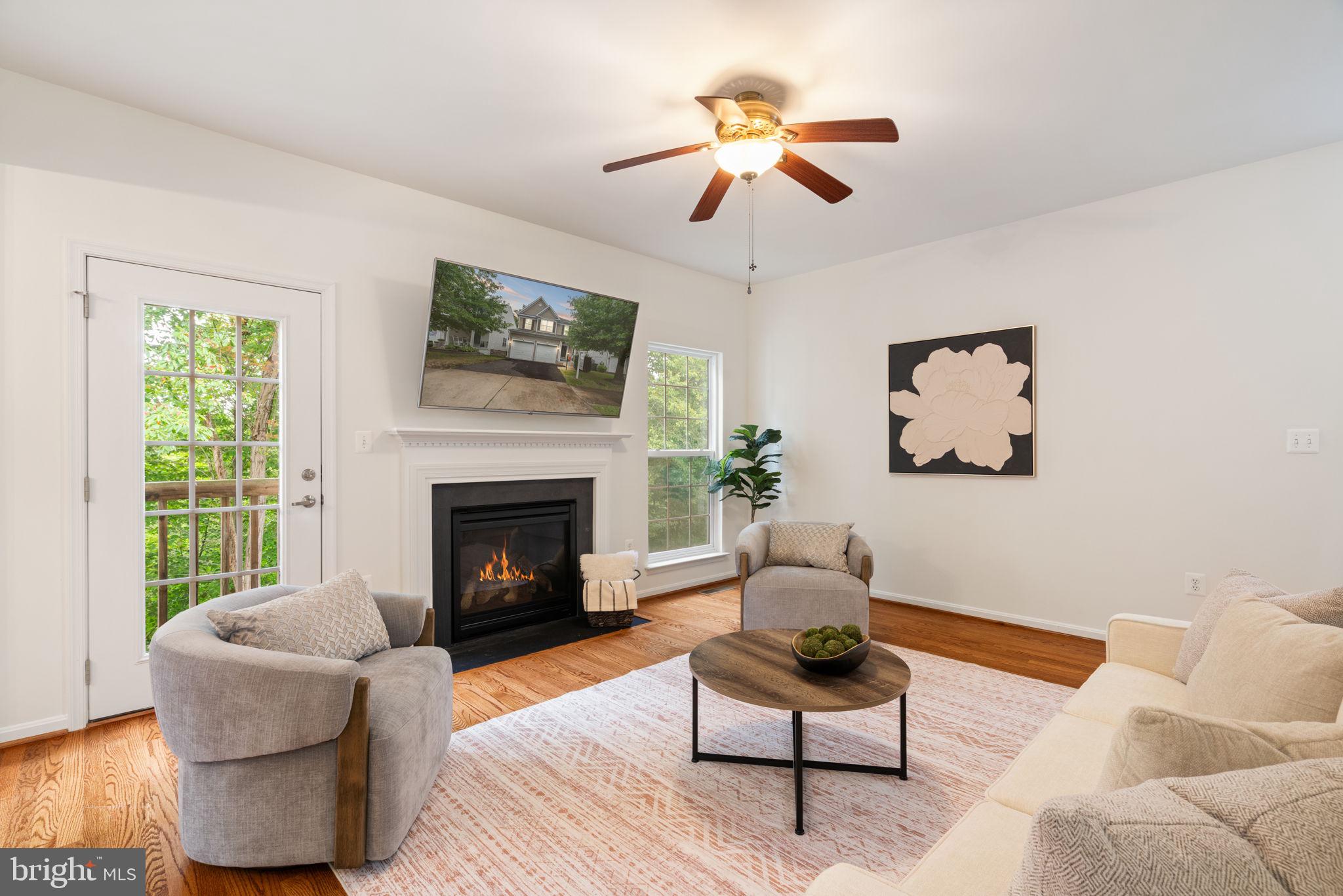 EAGLES POINTE - Residential