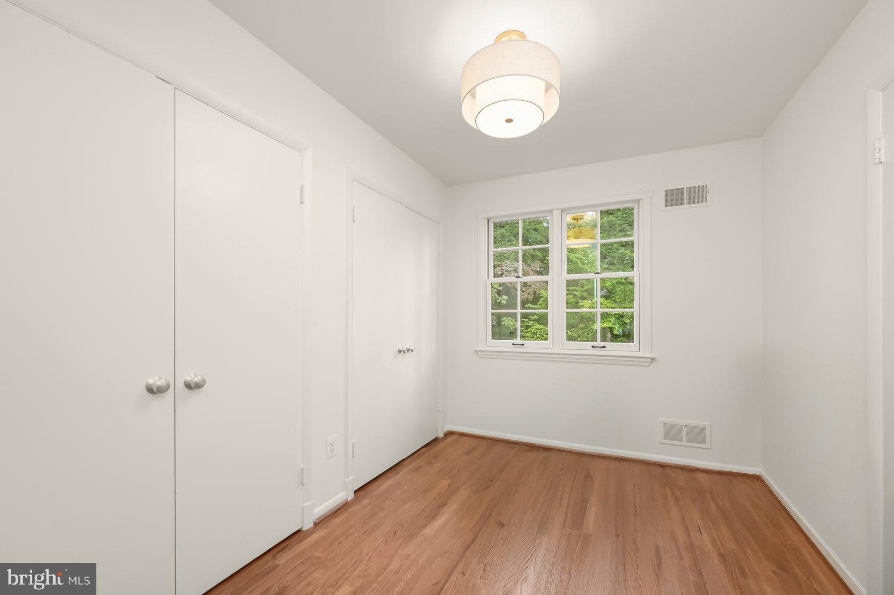 ROLLINGWOOD - Residential