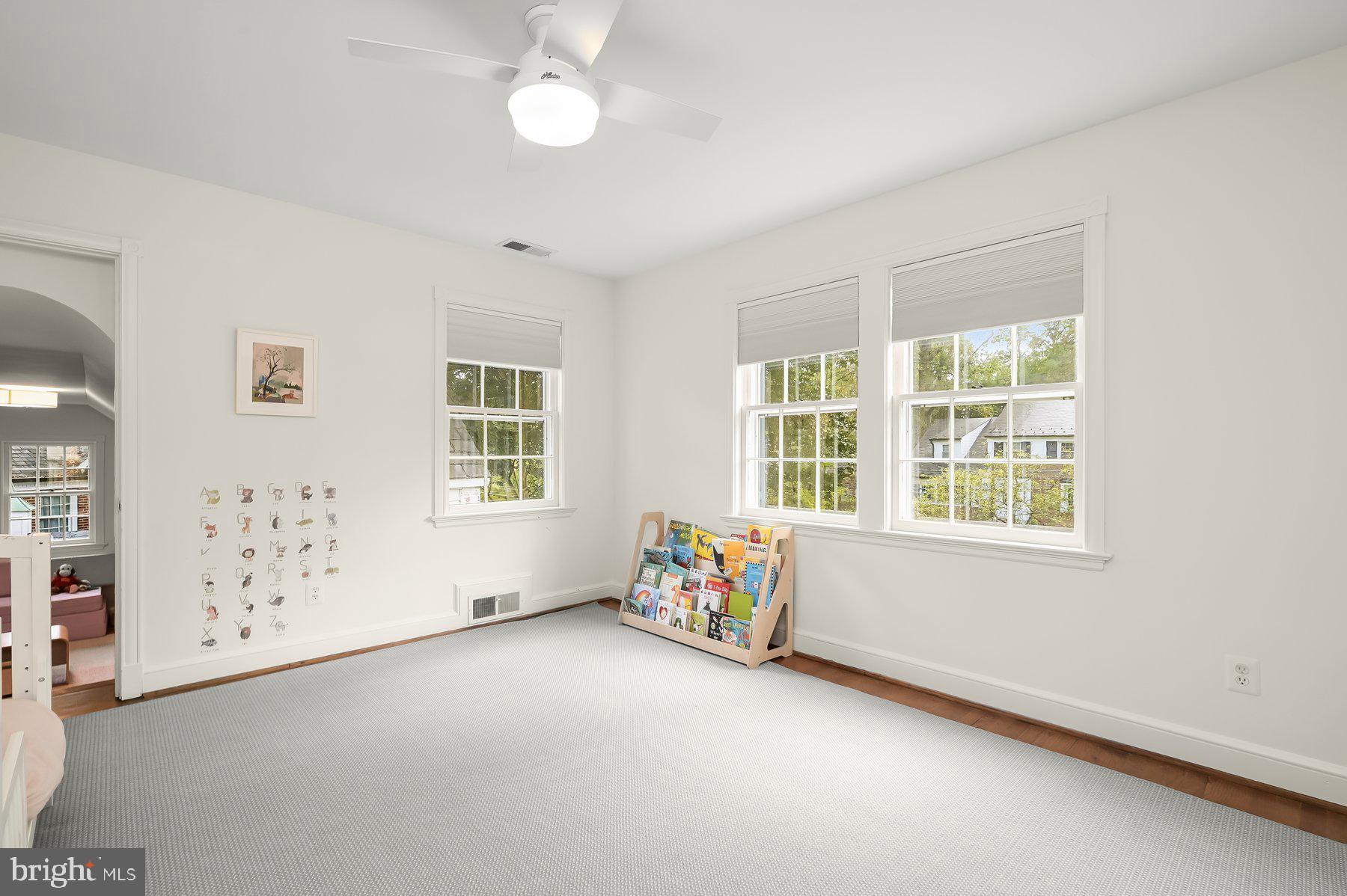 ROLLINGWOOD - Residential