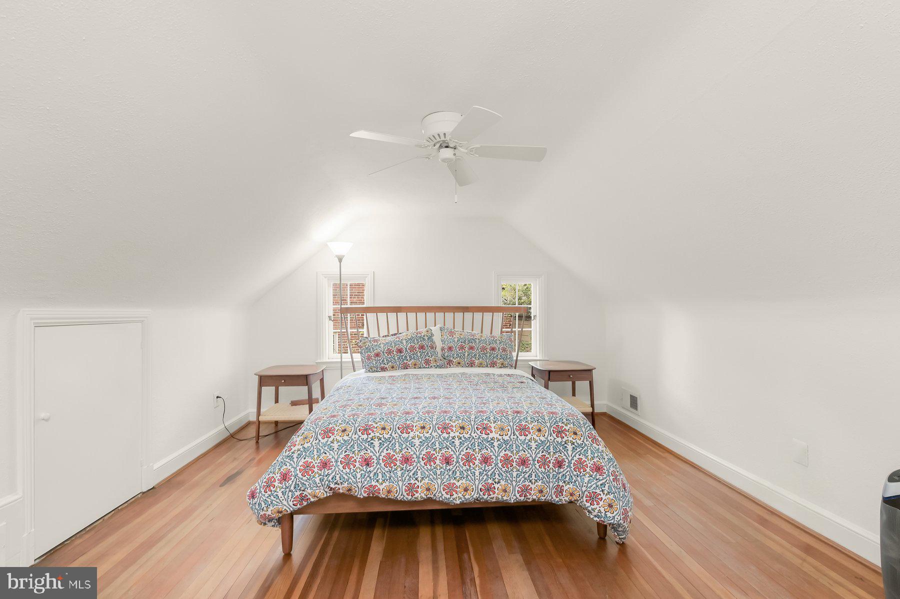 ROLLINGWOOD - Residential