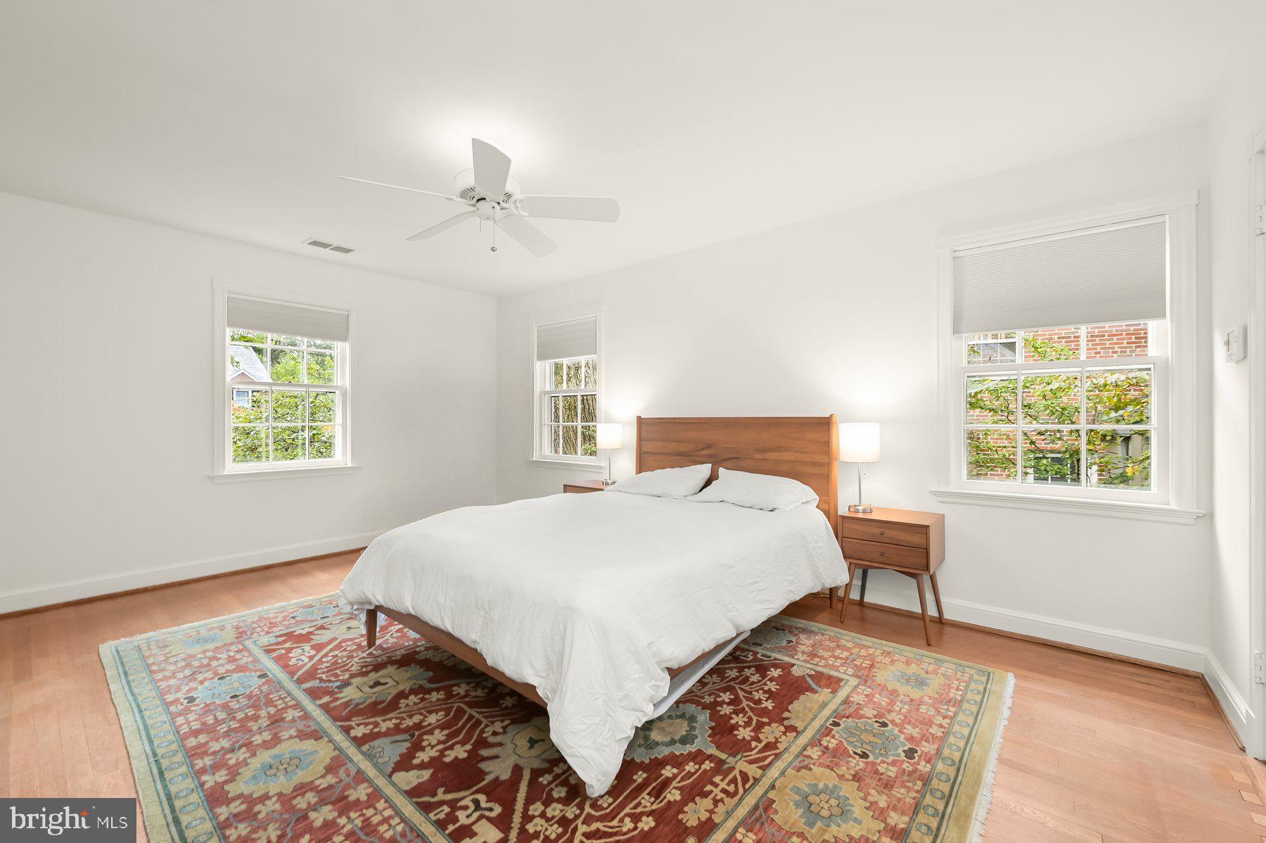 ROLLINGWOOD - Residential