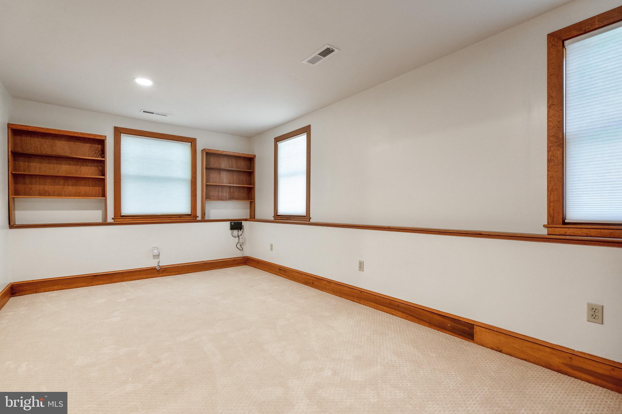 UPPER MARLBORO - Residential Lease