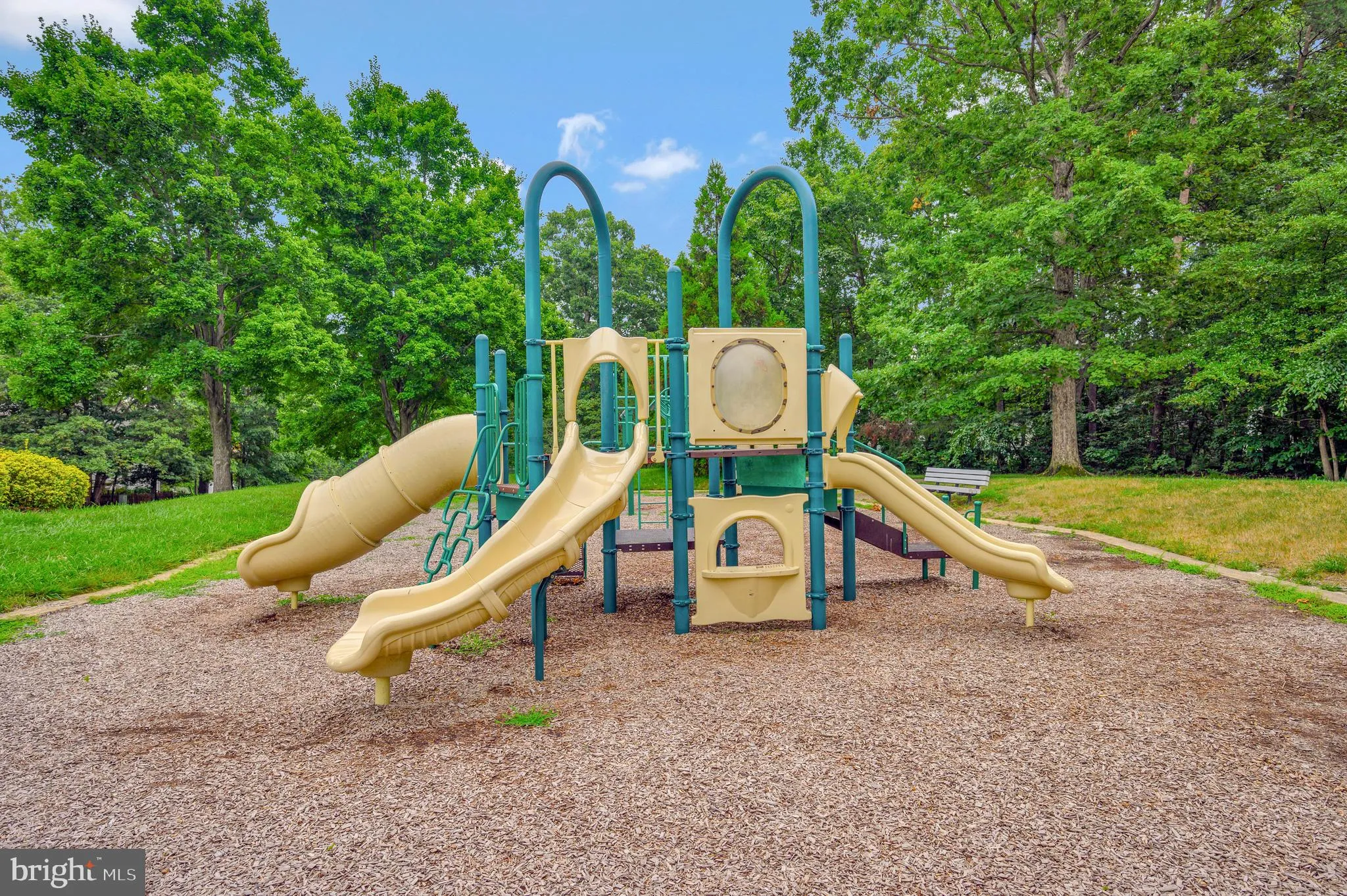 Fredericksburg, Virginia 22408, United States, 5 Bedrooms Bedrooms, ,4 BathroomsBathrooms,Residential,Contingent,199847