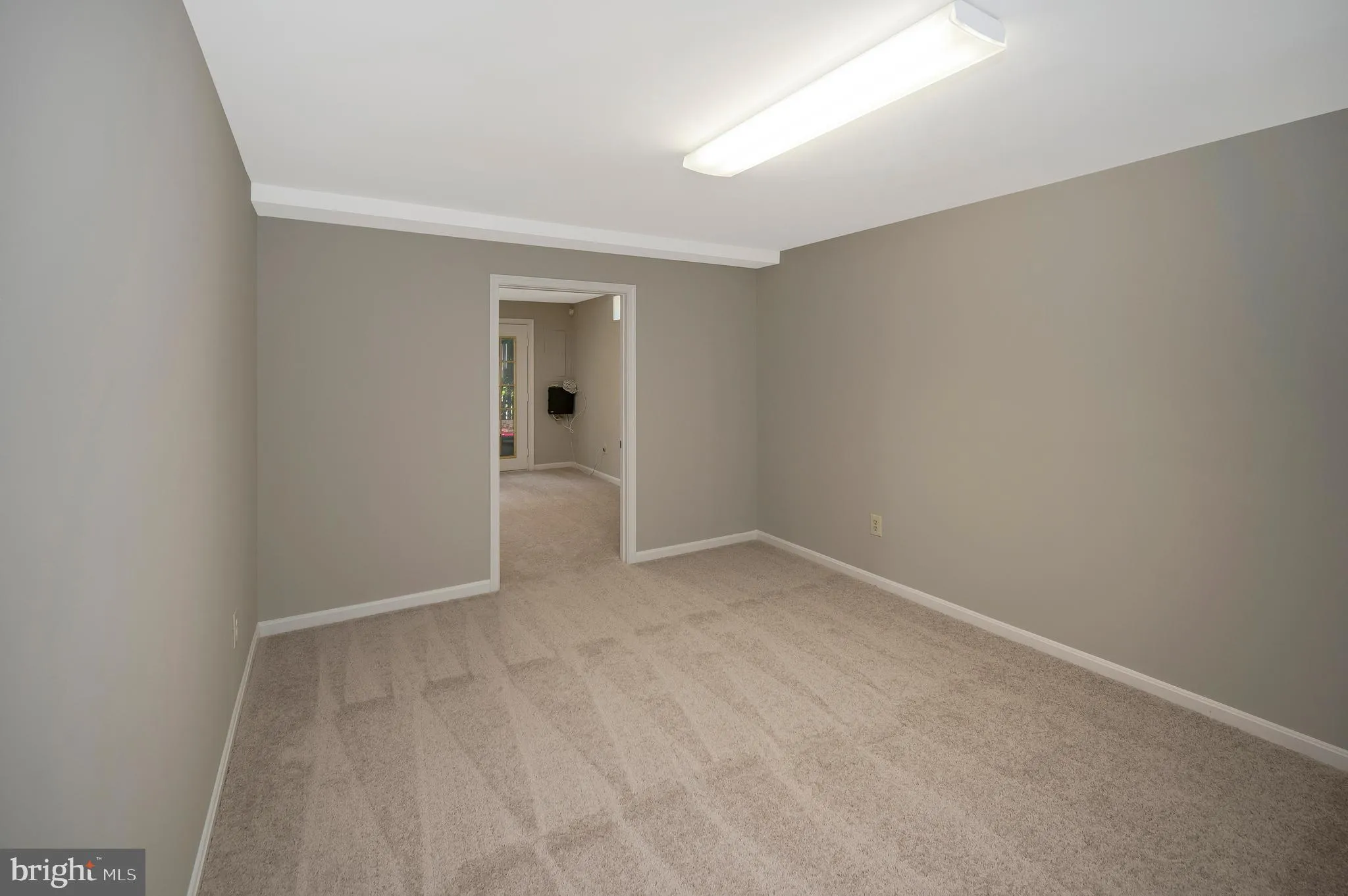 Fredericksburg, Virginia 22408, United States, 5 Bedrooms Bedrooms, ,4 BathroomsBathrooms,Residential,Contingent,199847