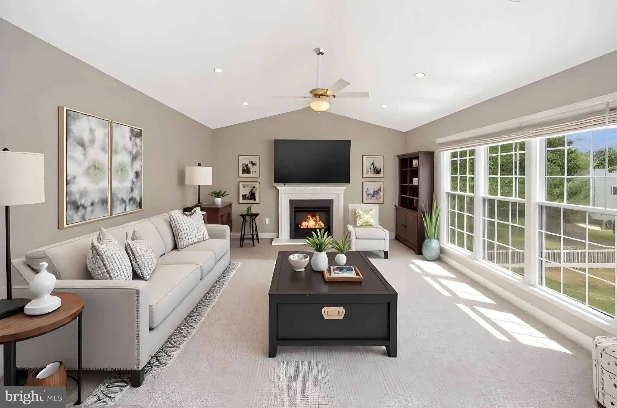 Fredericksburg, Virginia 22408, United States, 5 Bedrooms Bedrooms, ,4 BathroomsBathrooms,Residential,Contingent,199847