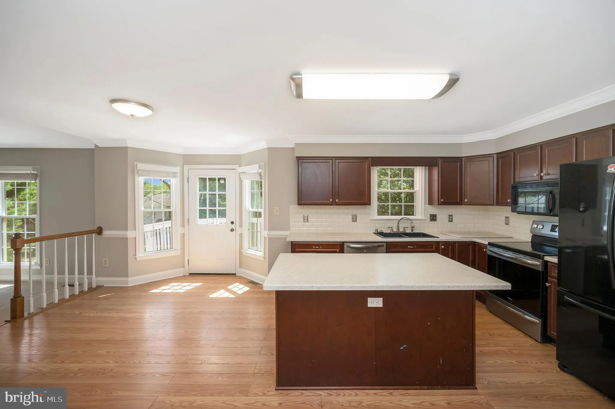 Fredericksburg, Virginia 22408, United States, 5 Bedrooms Bedrooms, ,4 BathroomsBathrooms,Residential,Contingent,199847