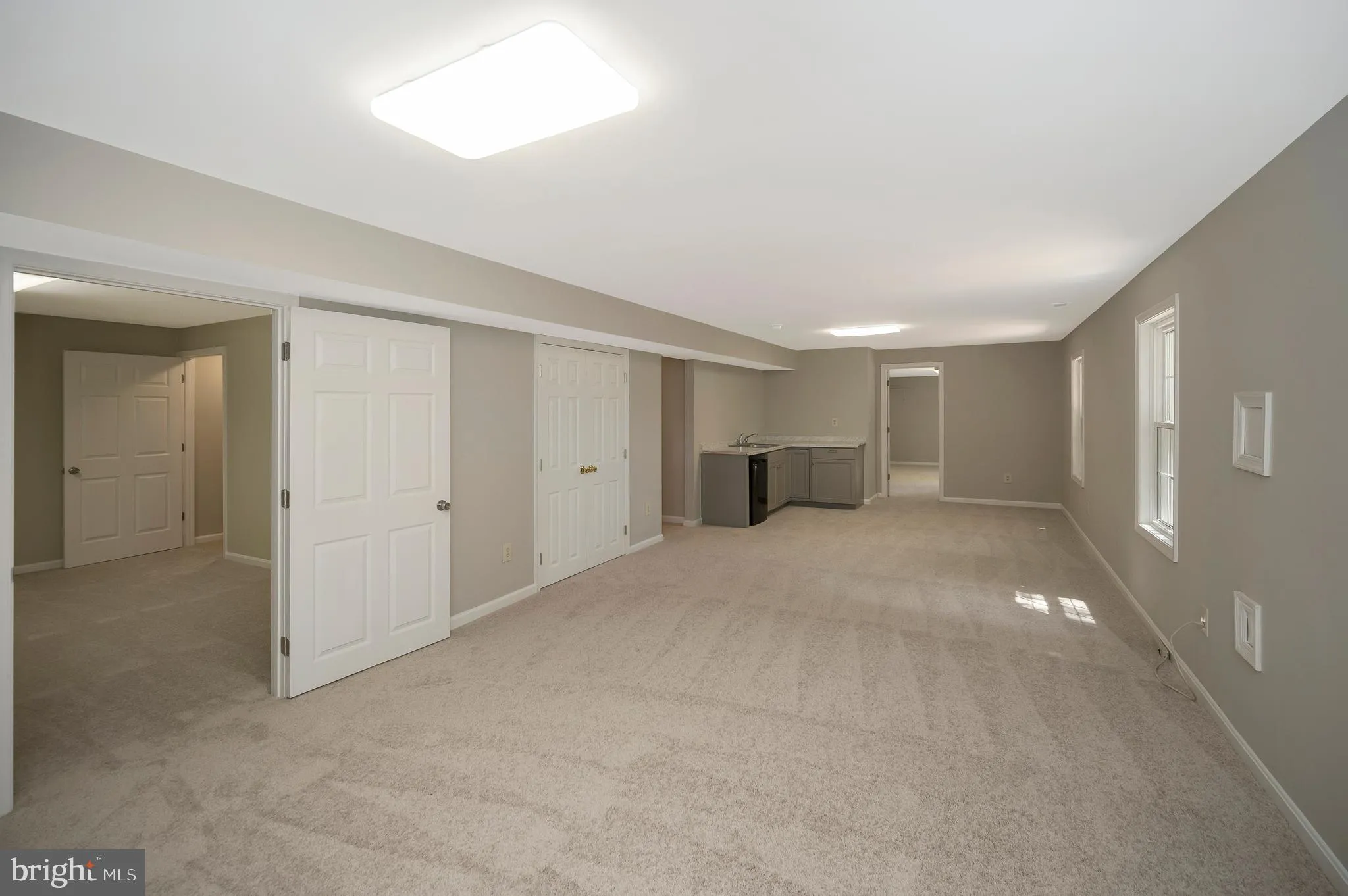 Fredericksburg, Virginia 22408, United States, 5 Bedrooms Bedrooms, ,4 BathroomsBathrooms,Residential,Contingent,199847