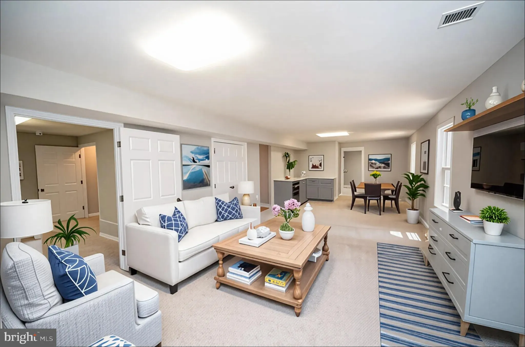 Fredericksburg, Virginia 22408, United States, 5 Bedrooms Bedrooms, ,4 BathroomsBathrooms,Residential,Contingent,199847