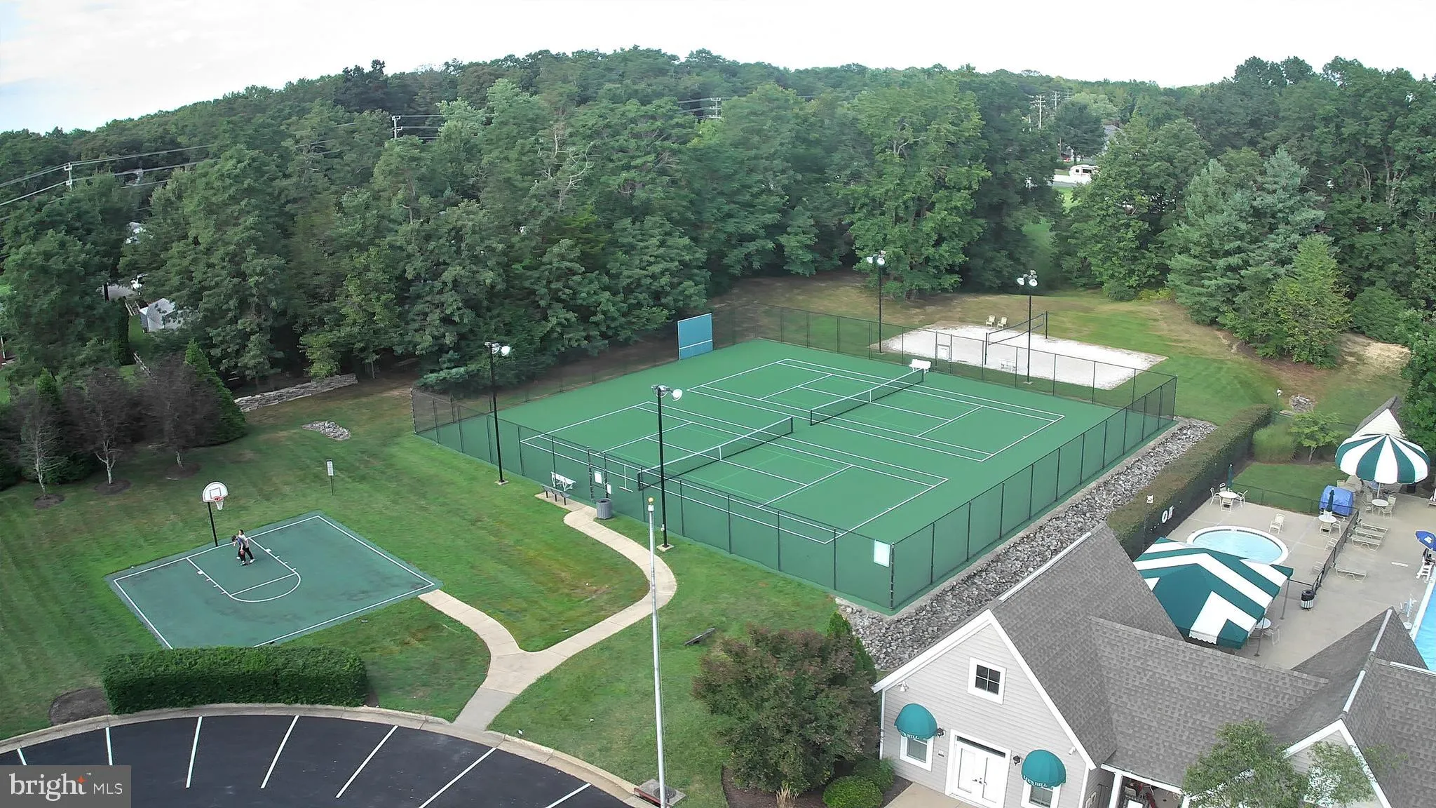 Fredericksburg, Virginia 22408, United States, 5 Bedrooms Bedrooms, ,4 BathroomsBathrooms,Residential,Contingent,199847