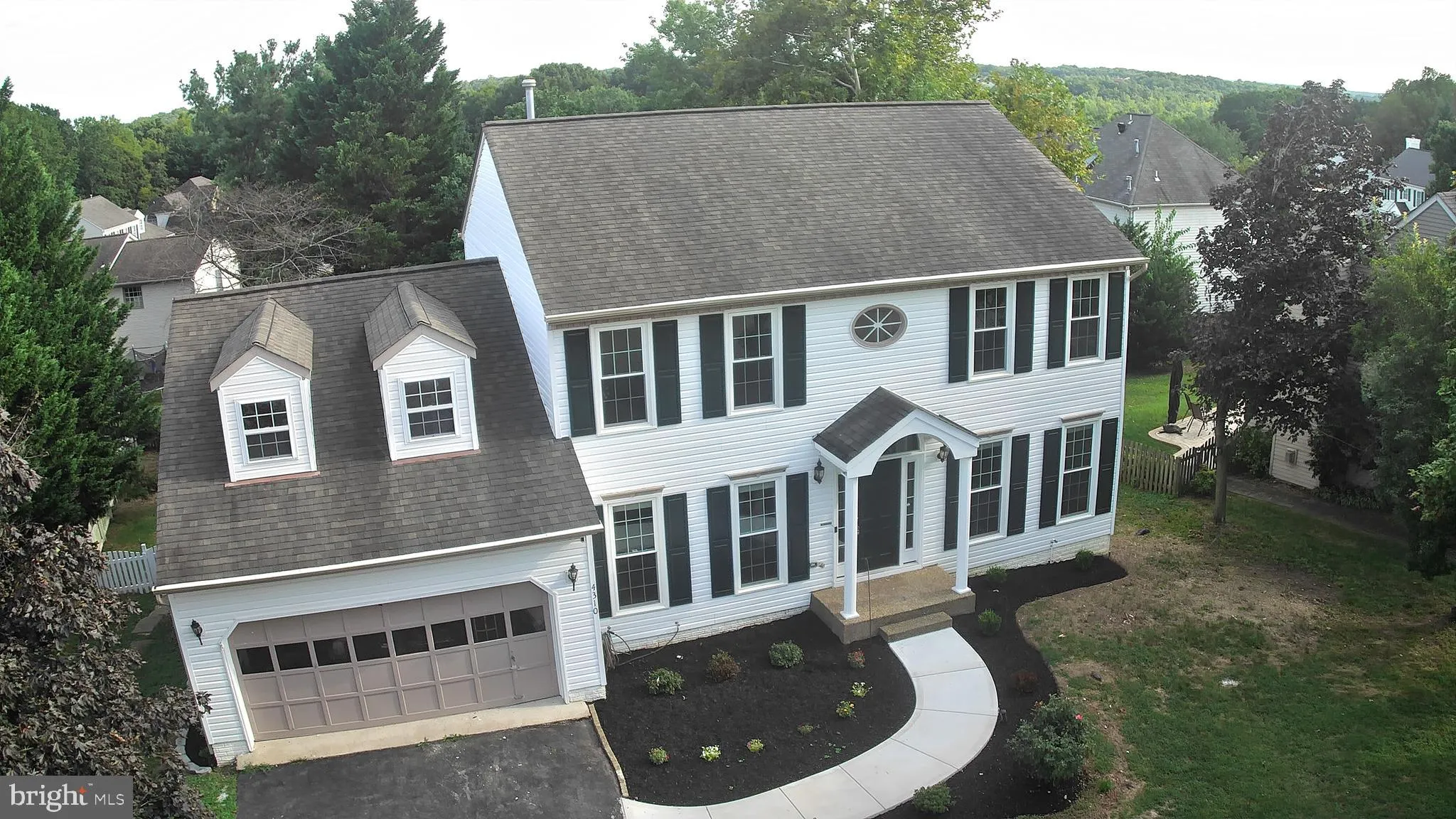 Fredericksburg, Virginia 22408, United States, 5 Bedrooms Bedrooms, ,4 BathroomsBathrooms,Residential,Contingent,199847