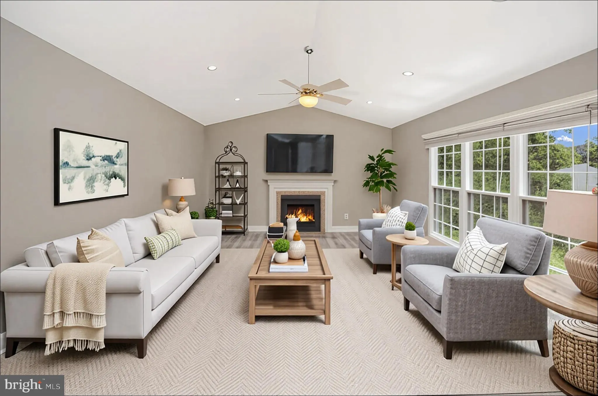 Fredericksburg, Virginia 22408, United States, 5 Bedrooms Bedrooms, ,4 BathroomsBathrooms,Residential,Contingent,199847