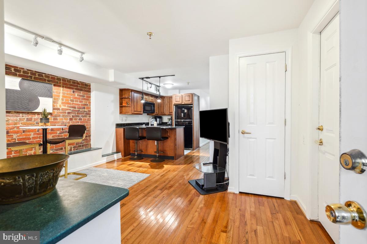 1514 21ST STREET NW 1