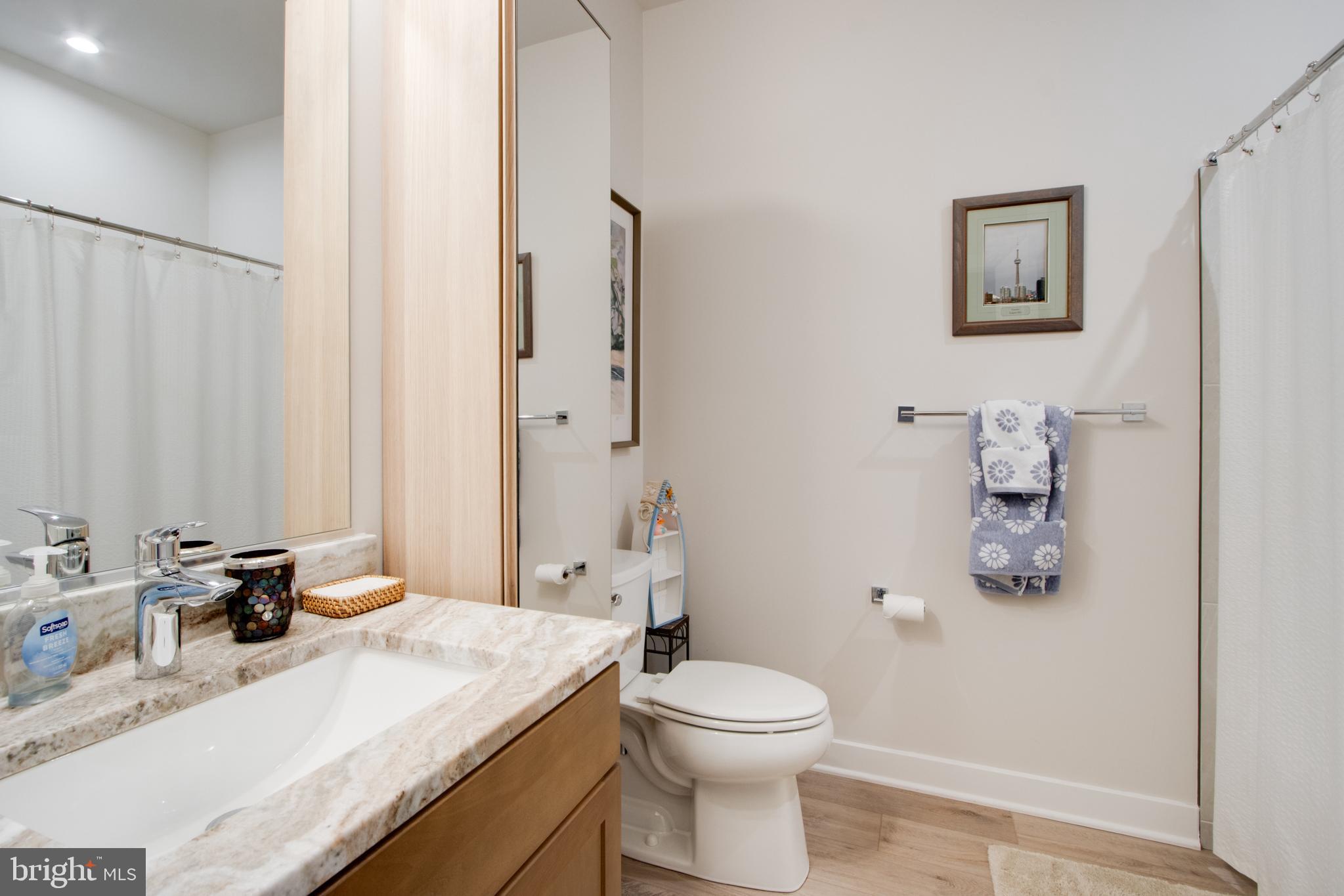 TOWER HILL - Residential