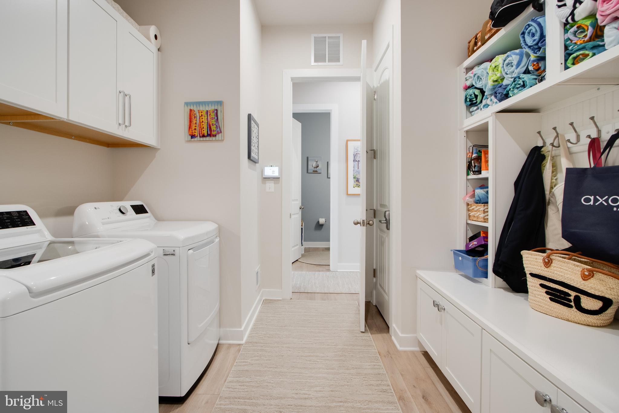 TOWER HILL - Residential