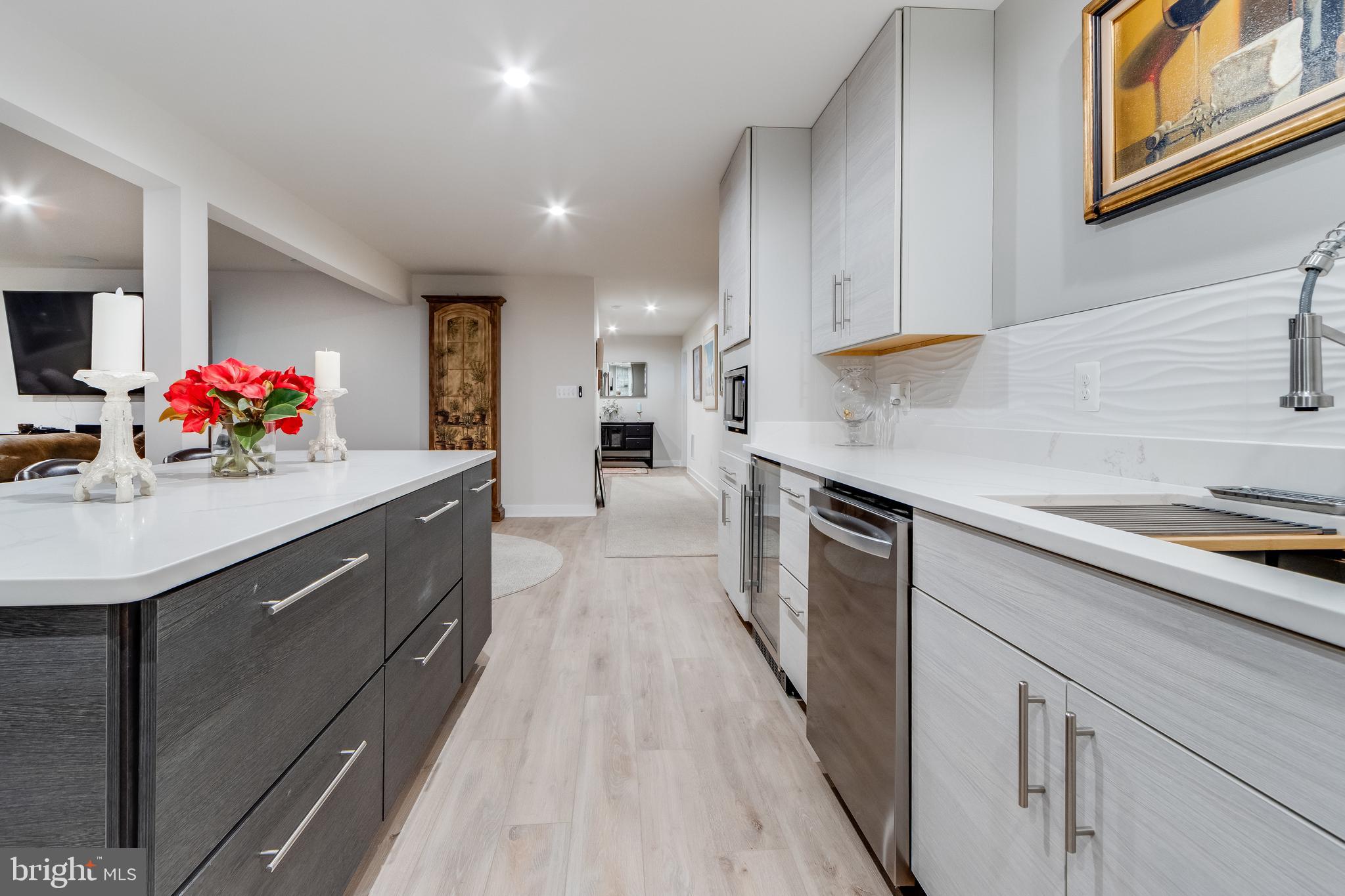 TOWER HILL - Residential