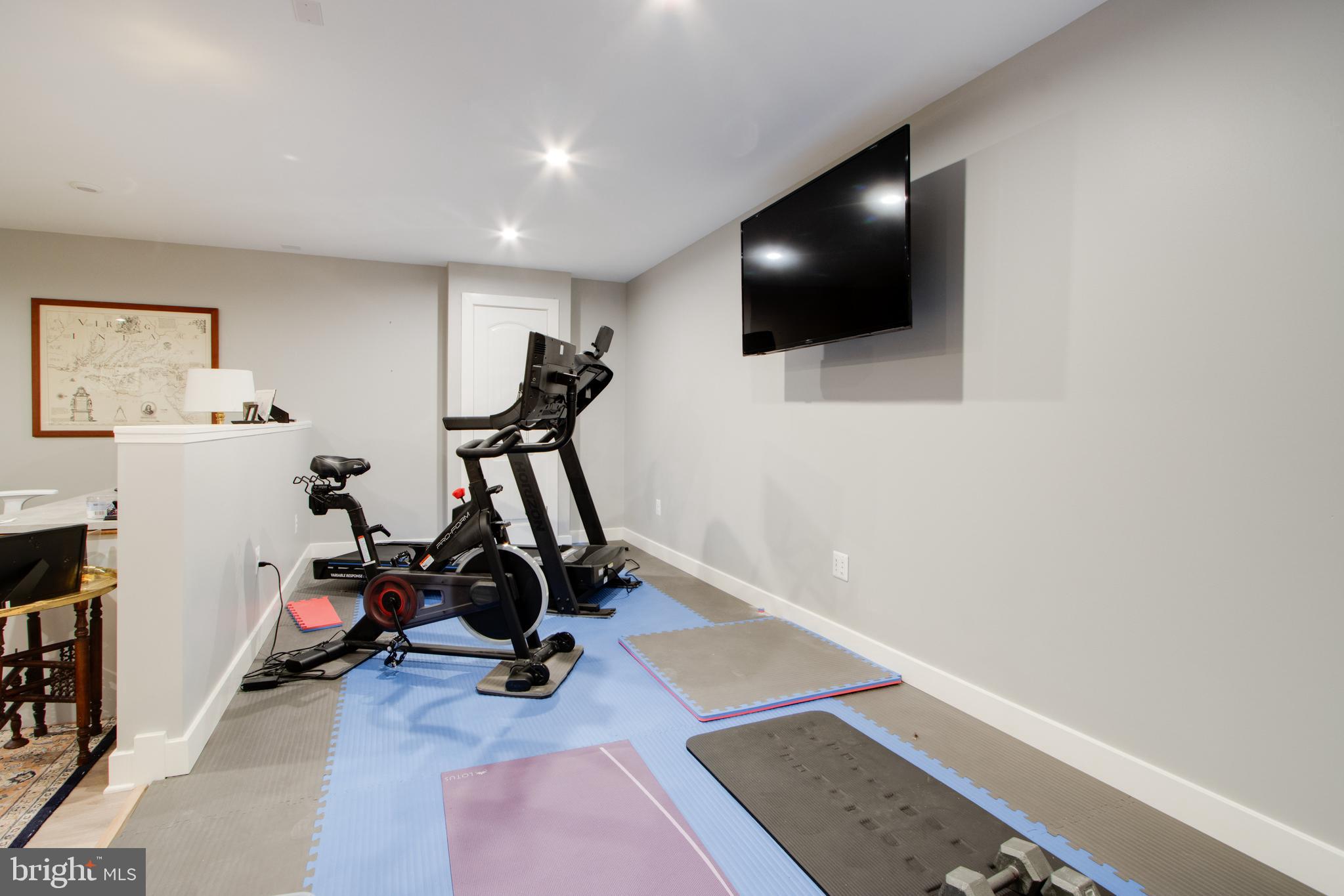 TOWER HILL - Residential